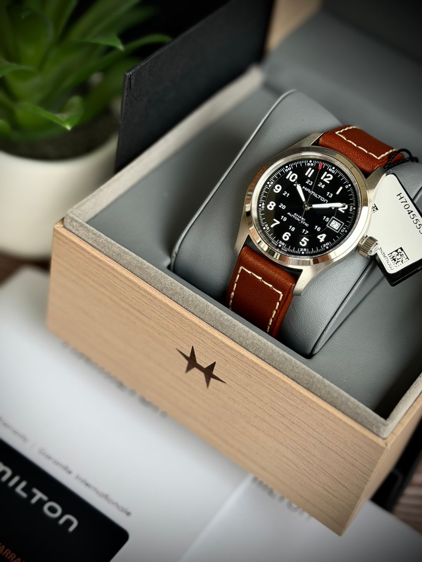 Hamilton Khaki Field