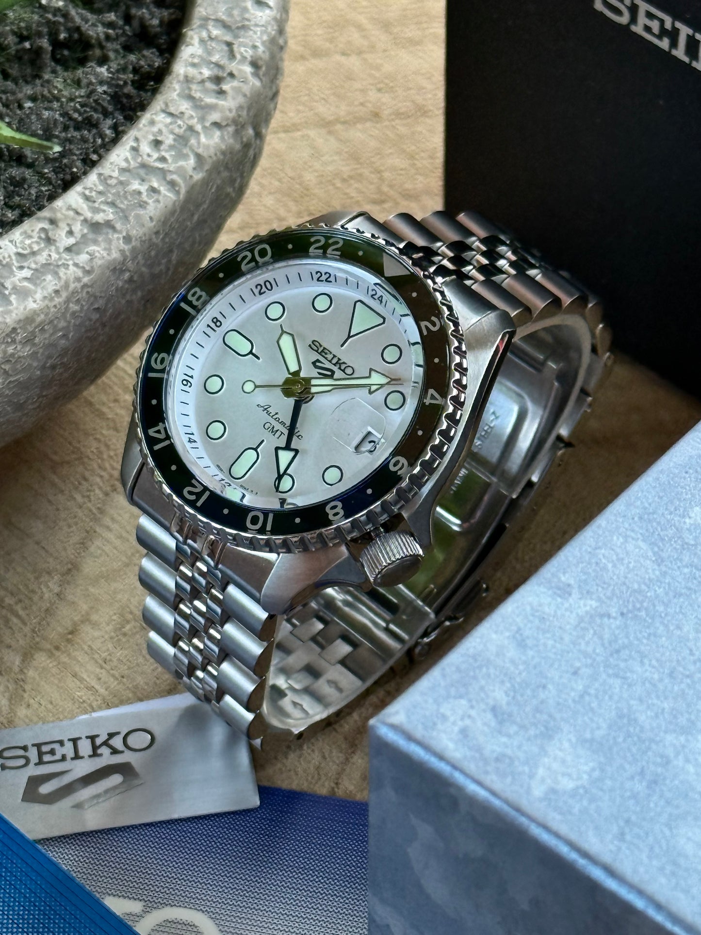Seiko 5 Sport GMT