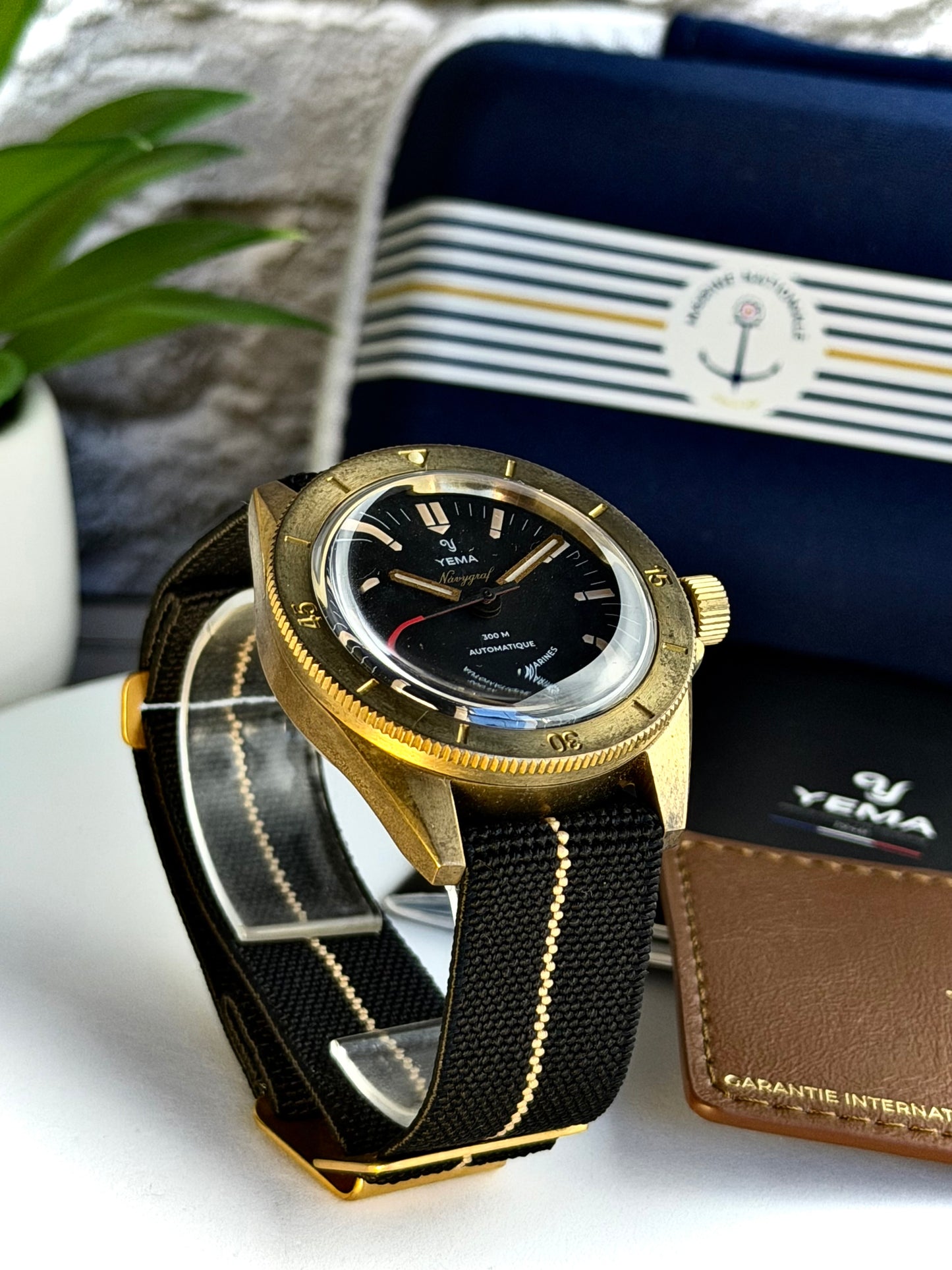 Yema Superman Bronze