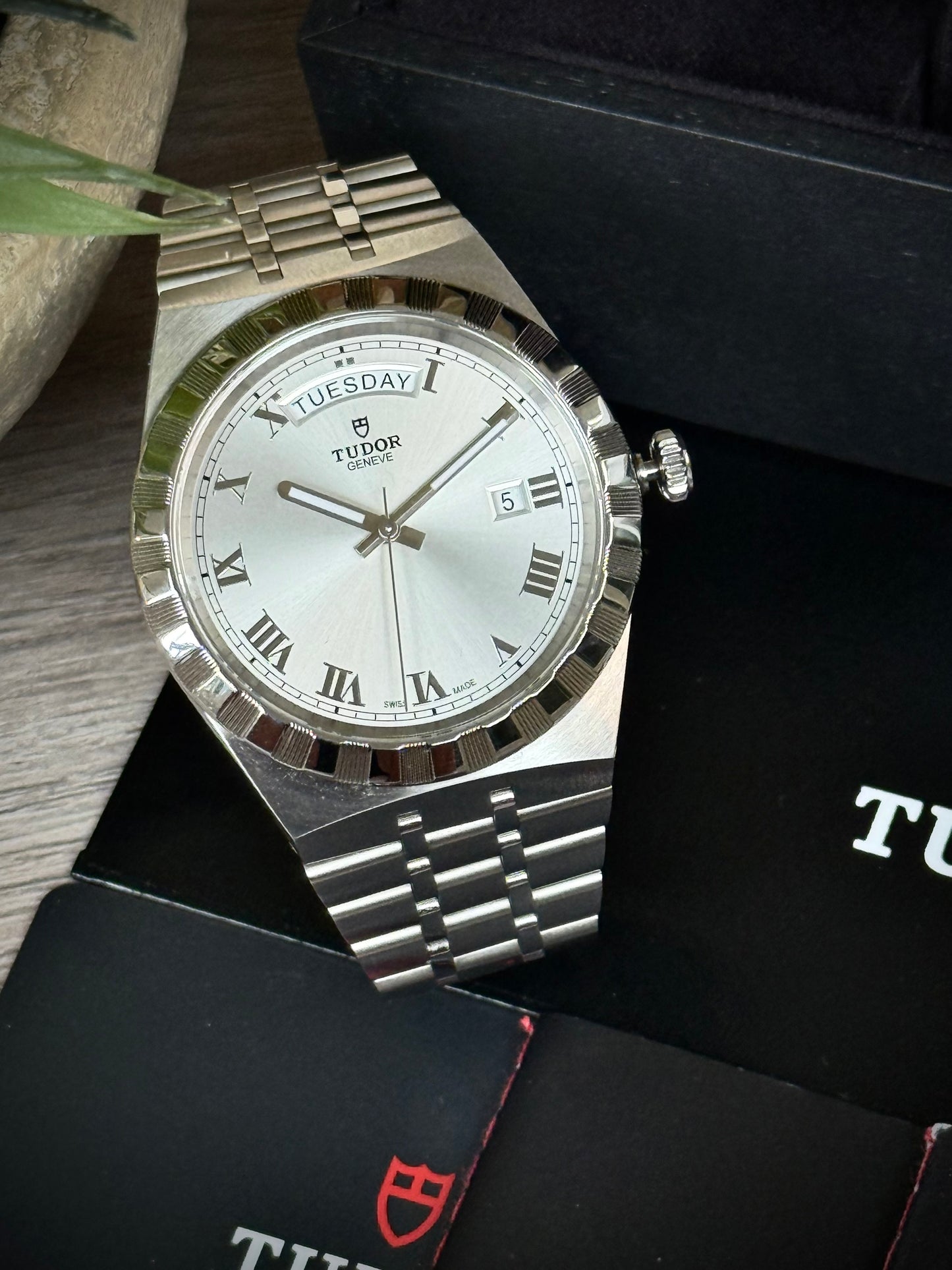 Tudor Royal