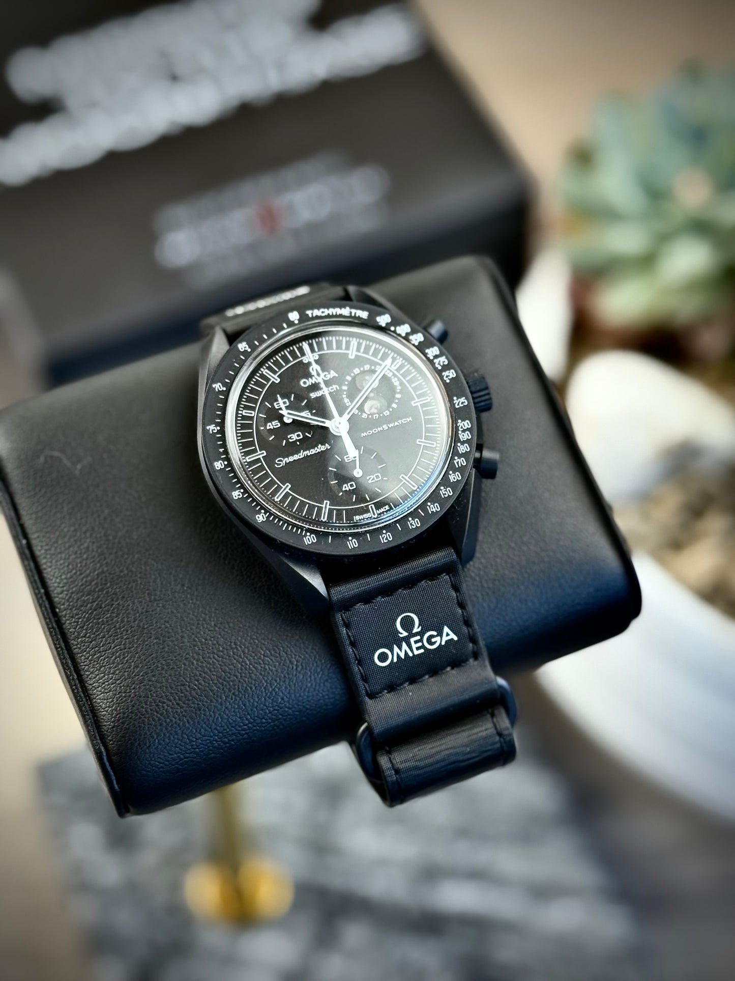Omega MoonSwatch Snoopy