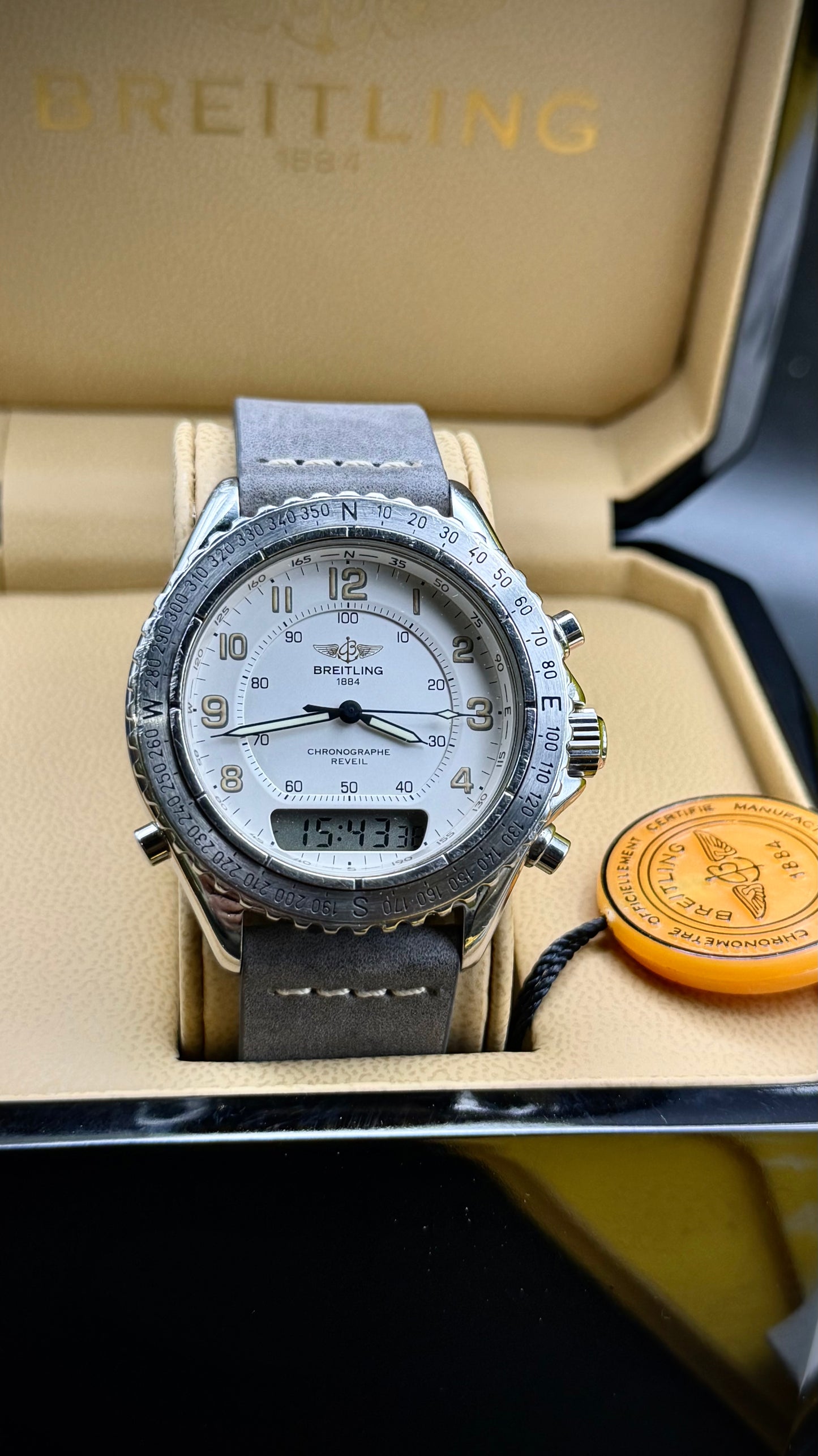 Breitling Navitimer Pluton