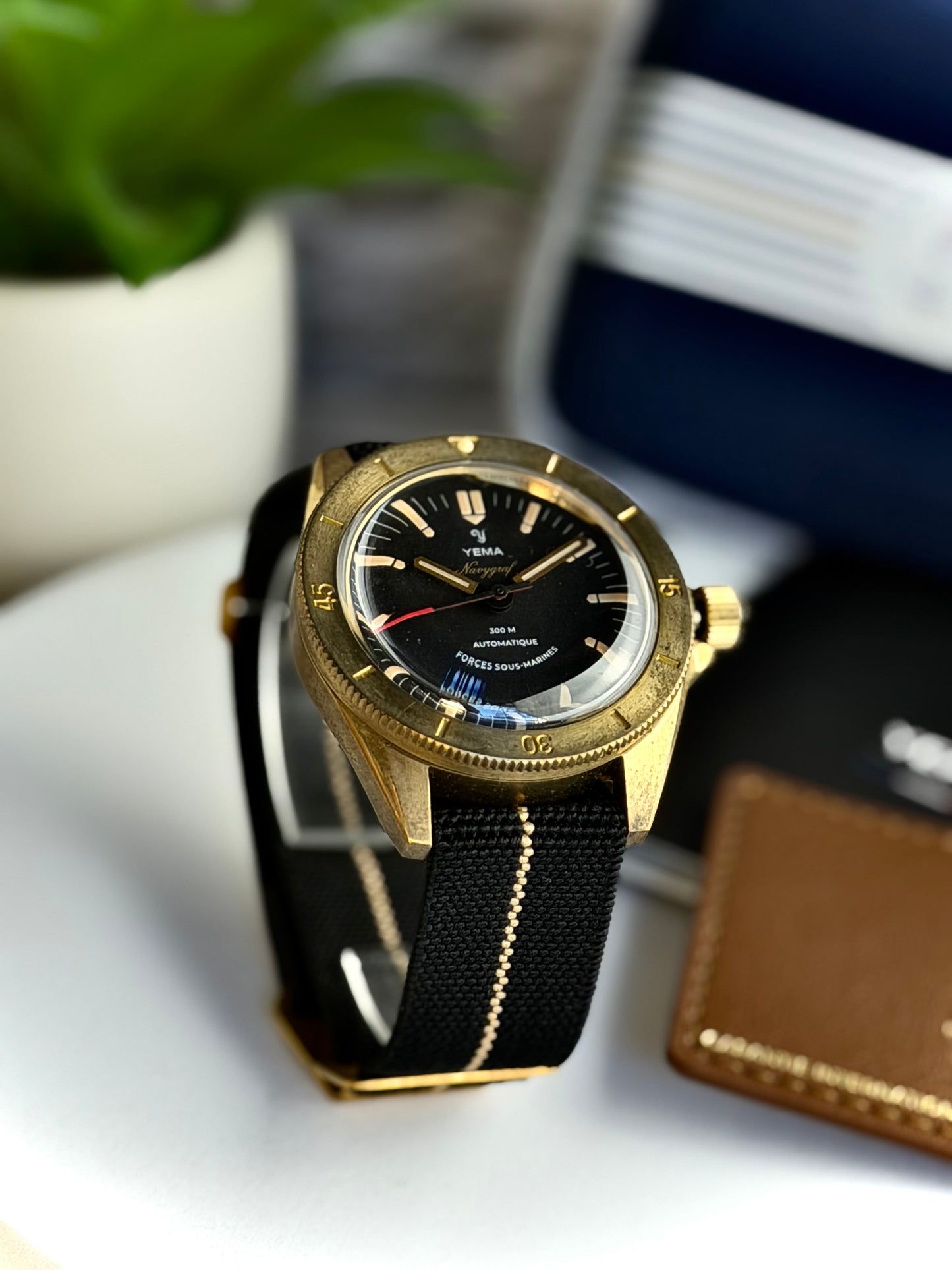 Yema Superman Bronze