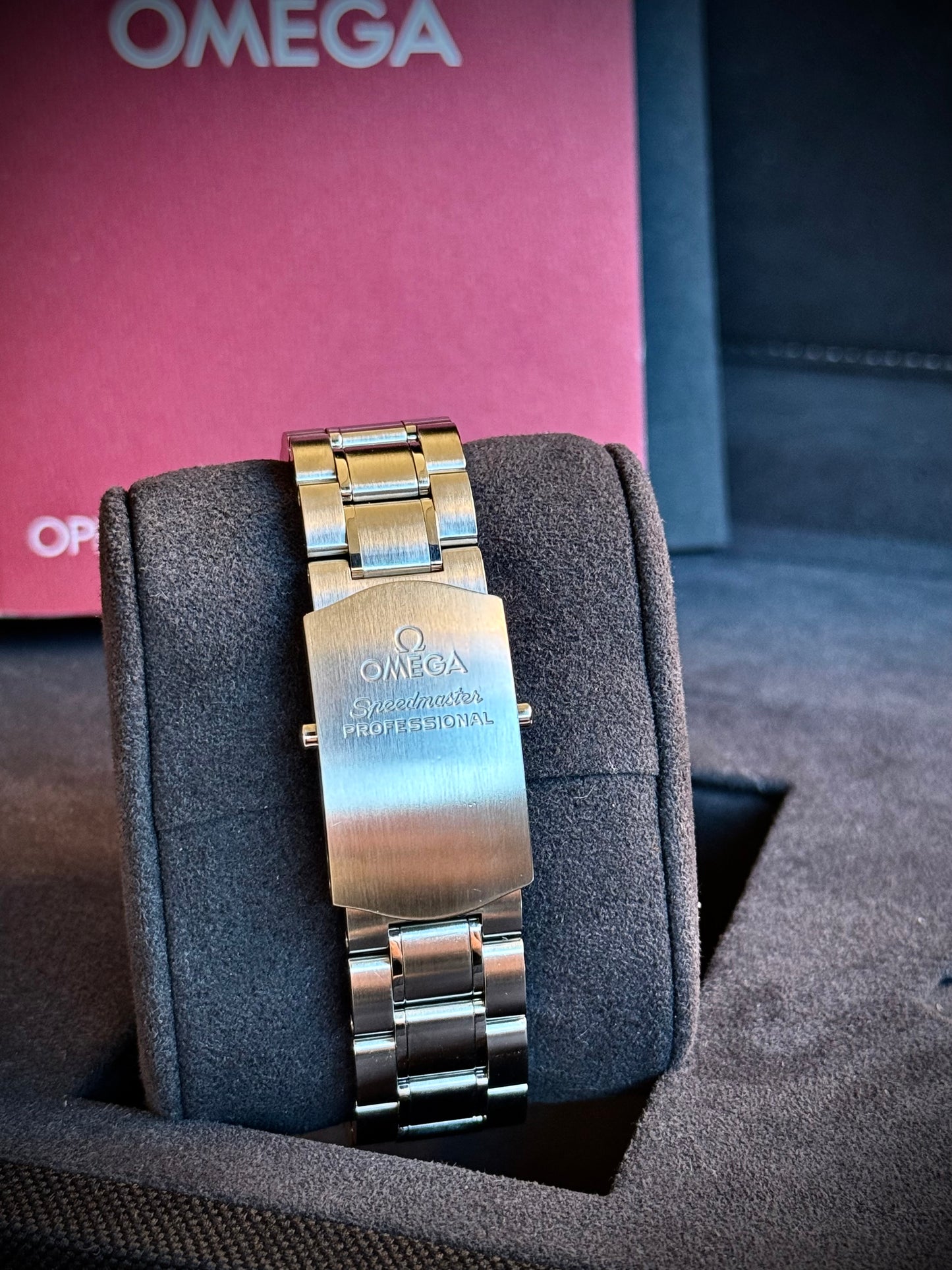 Omega Speedmaster Moonwatch