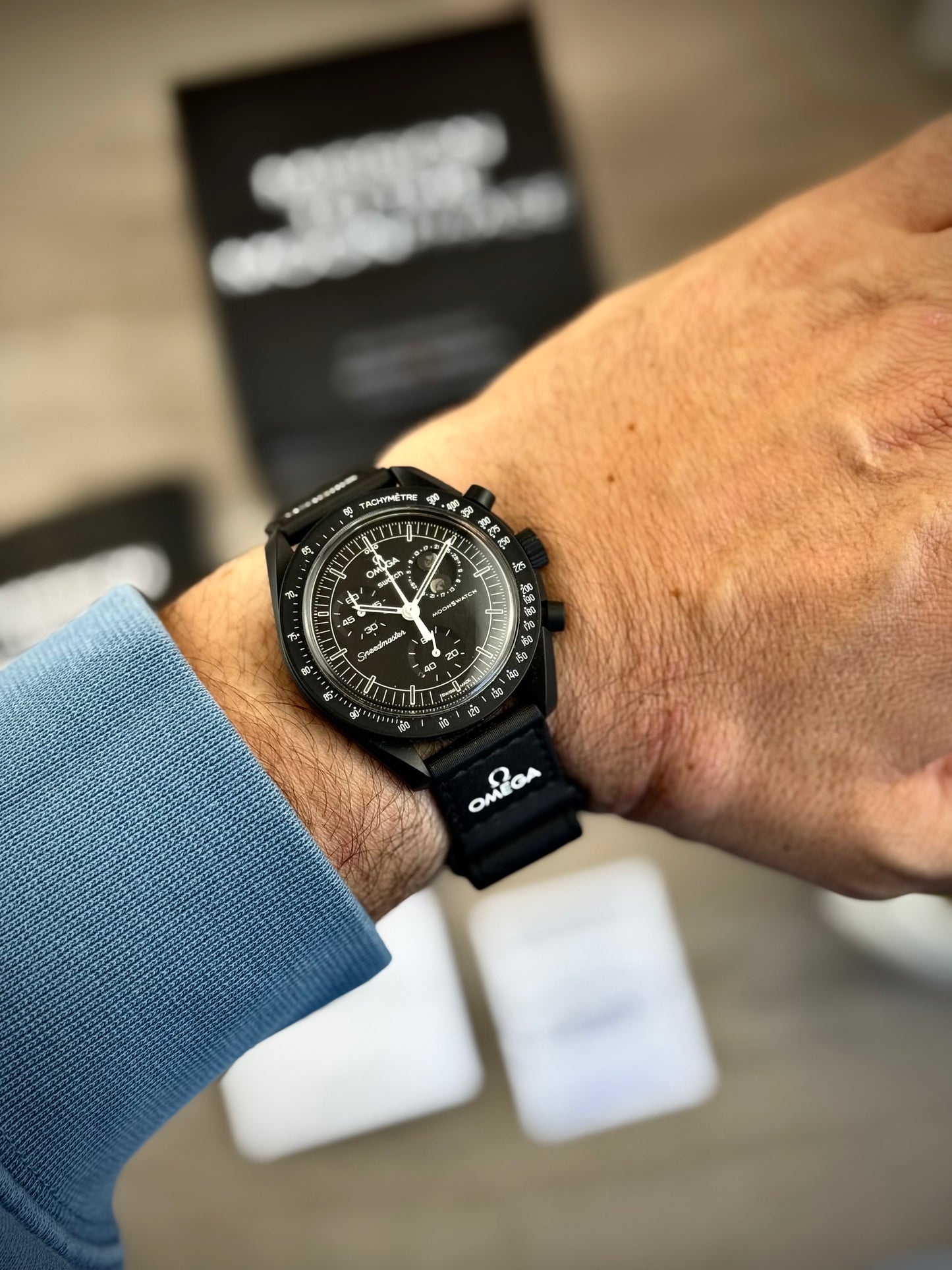 Omega MoonSwatch Snoopy
