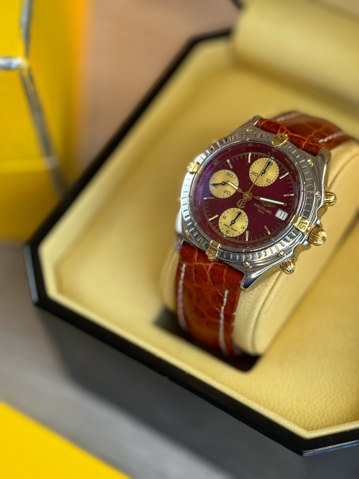 Breitling Chronomat Burgundi B13048