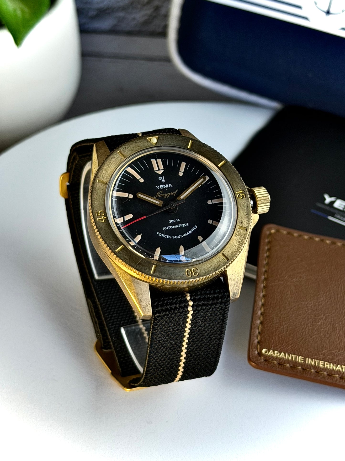 Yema Superman Bronze