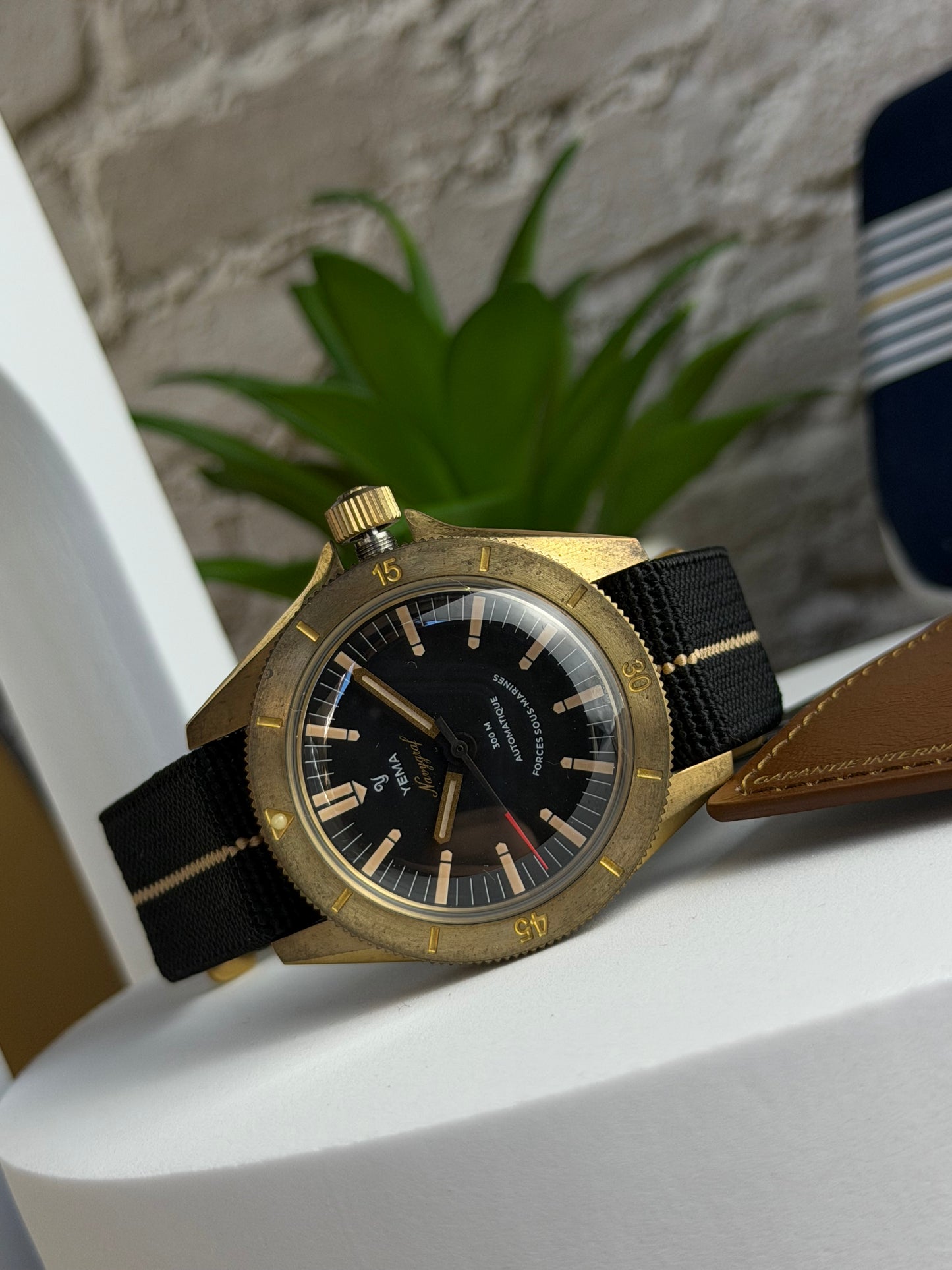 Yema Superman Bronze