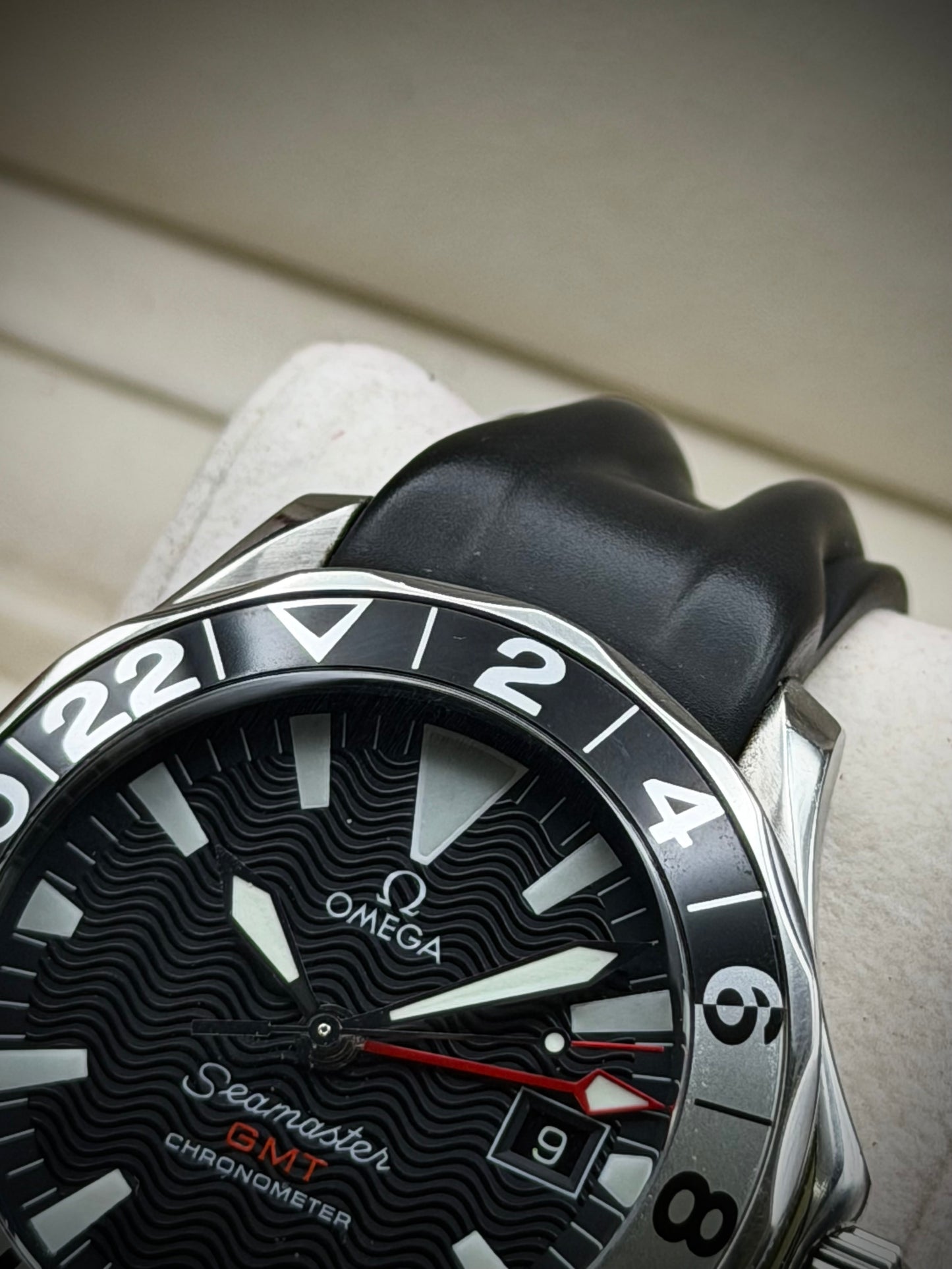Omega Seamaster GMT