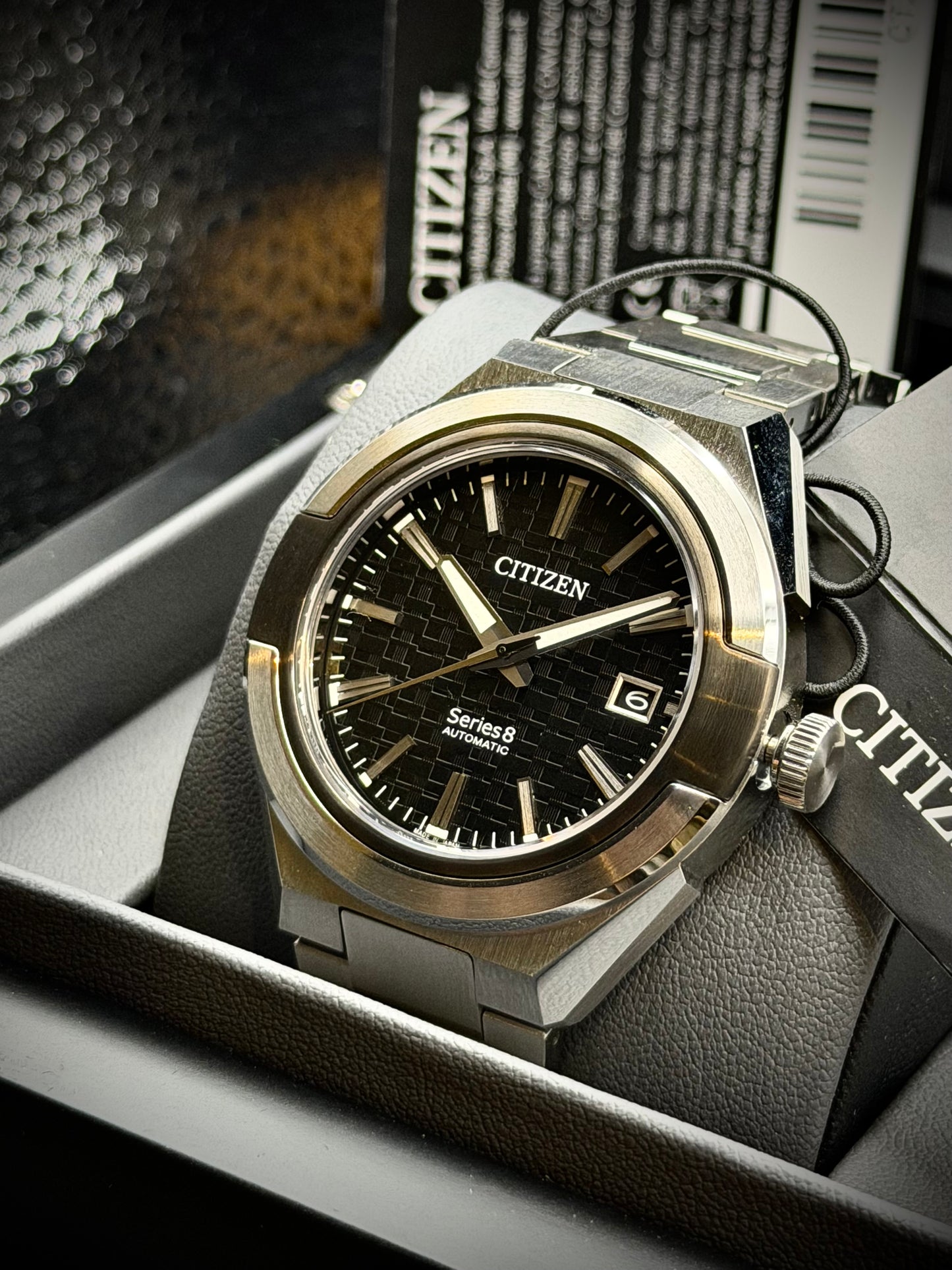 Citizen Serie 8