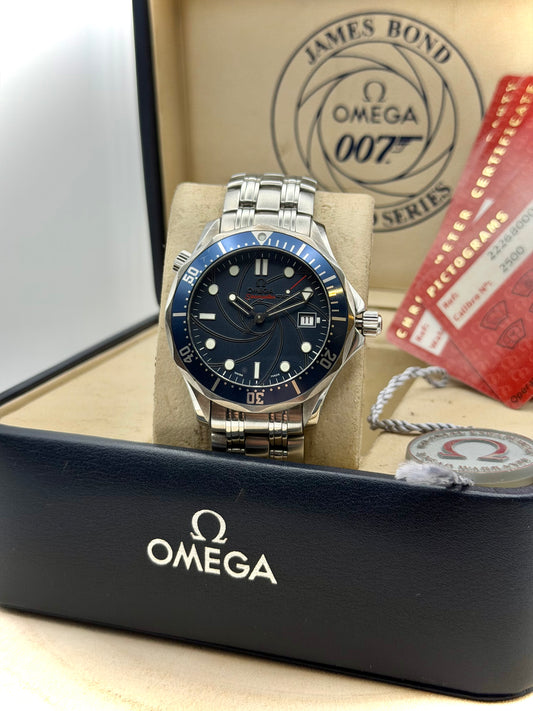 Omega Seamaster James Bond