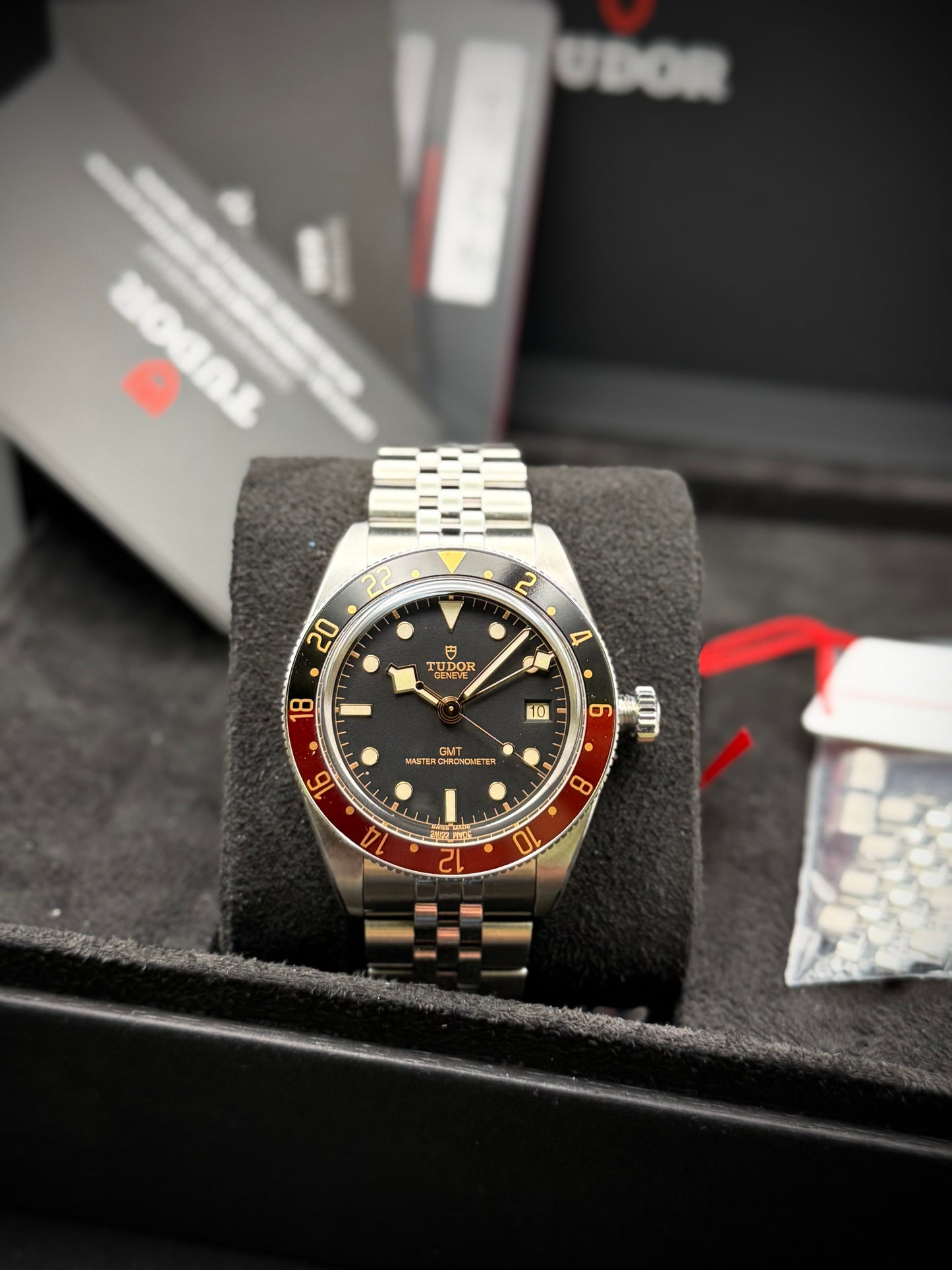 Tudor Black Bay GMT