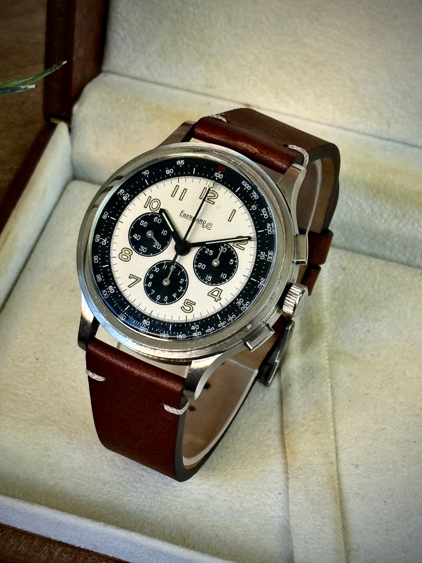 Eberhard & co. Aviograf