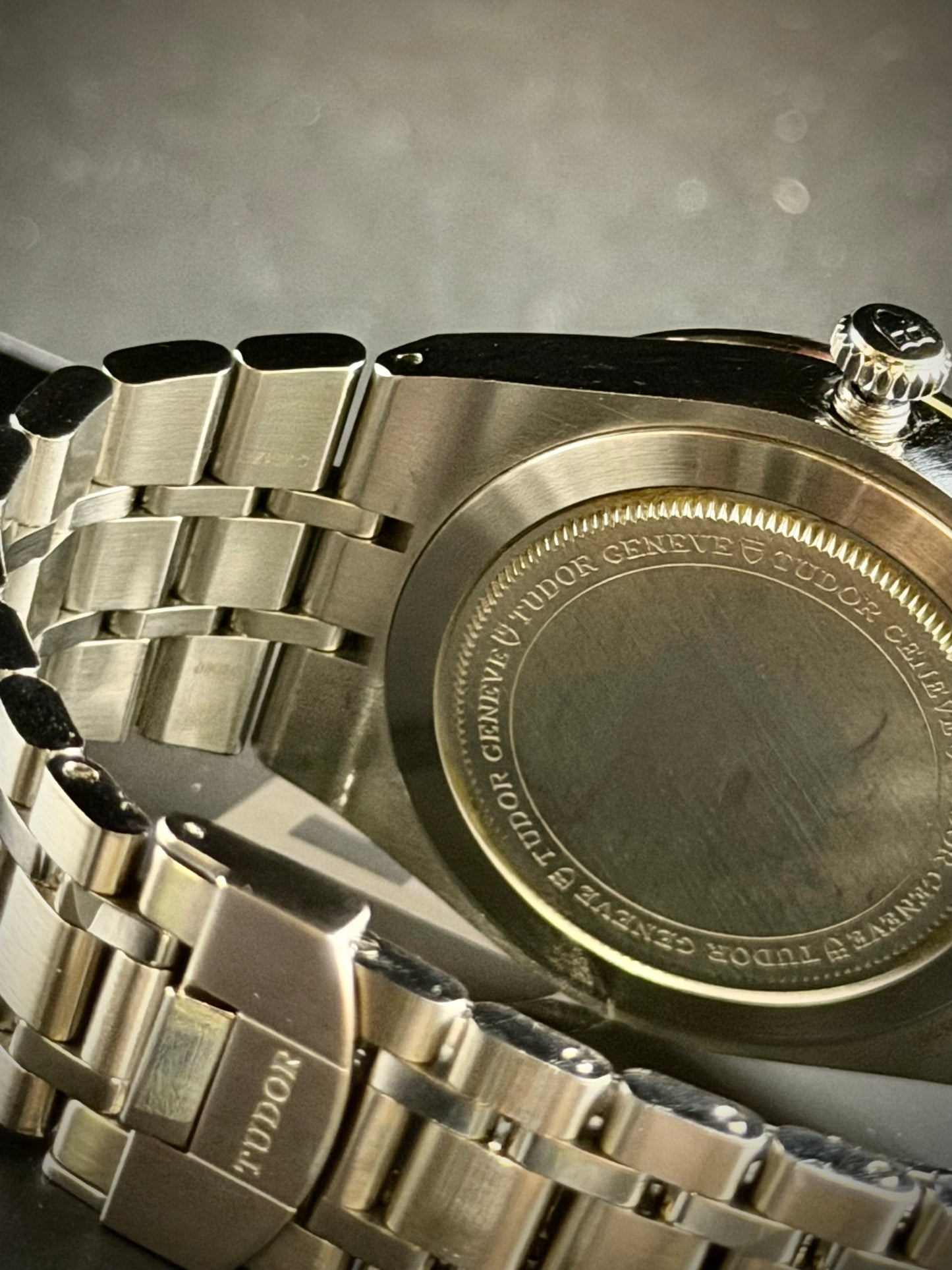Tudor Royal day date