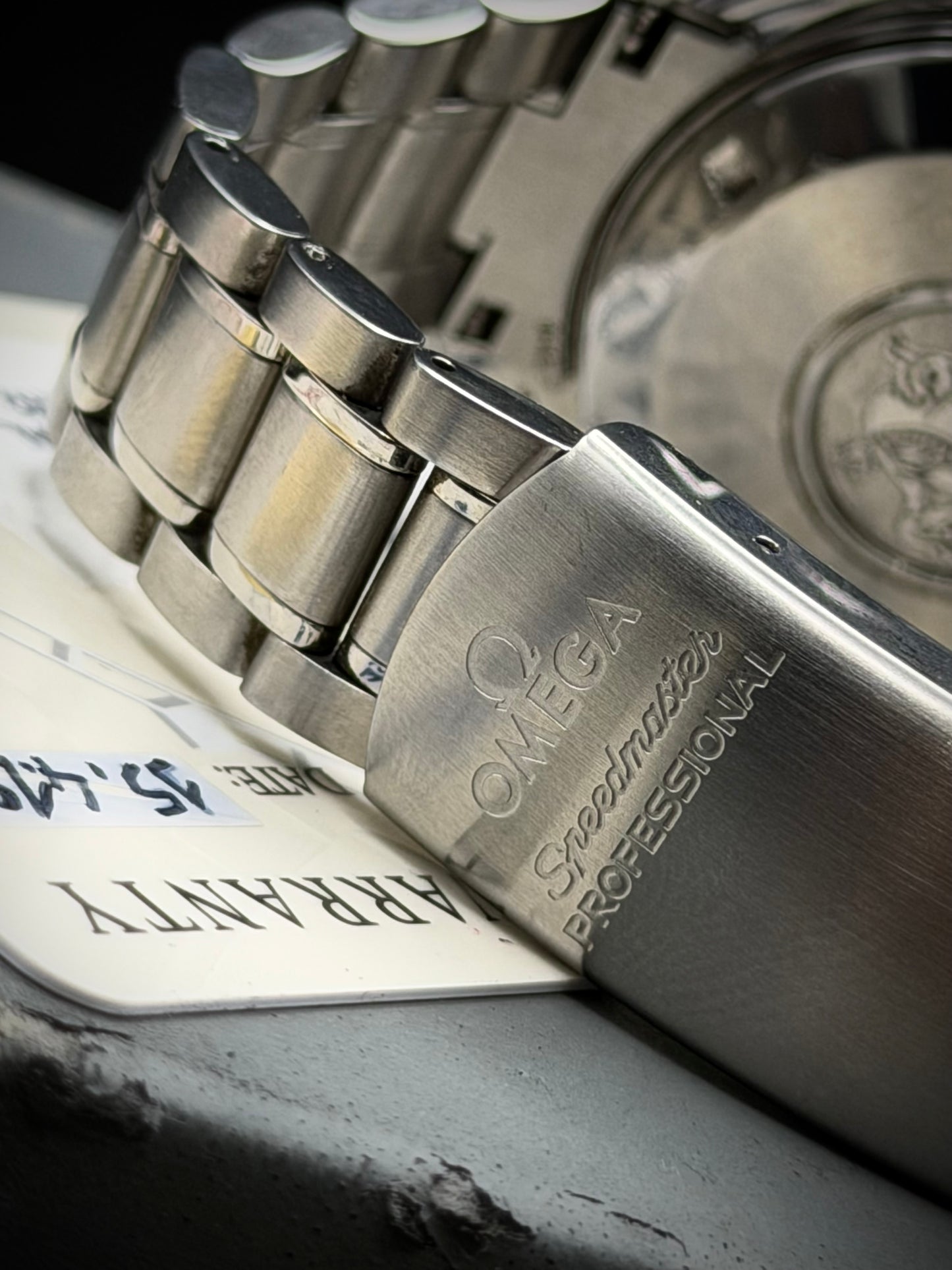 Omega Broad Arrow