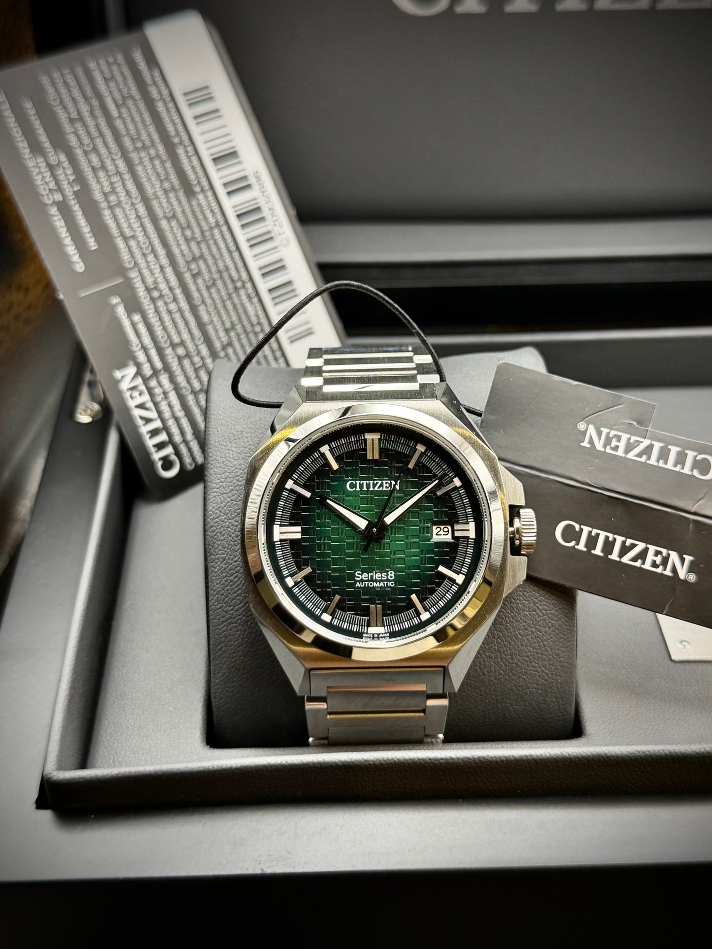 Citizen Serie 8