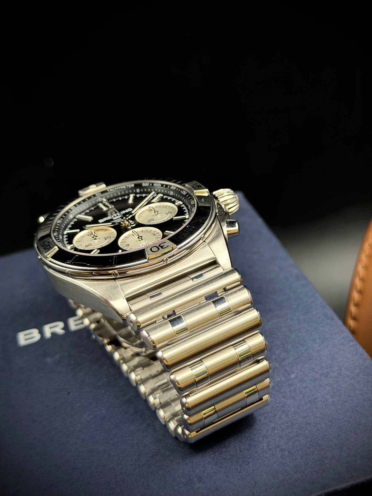 Breitling Chronomat Japan Edition