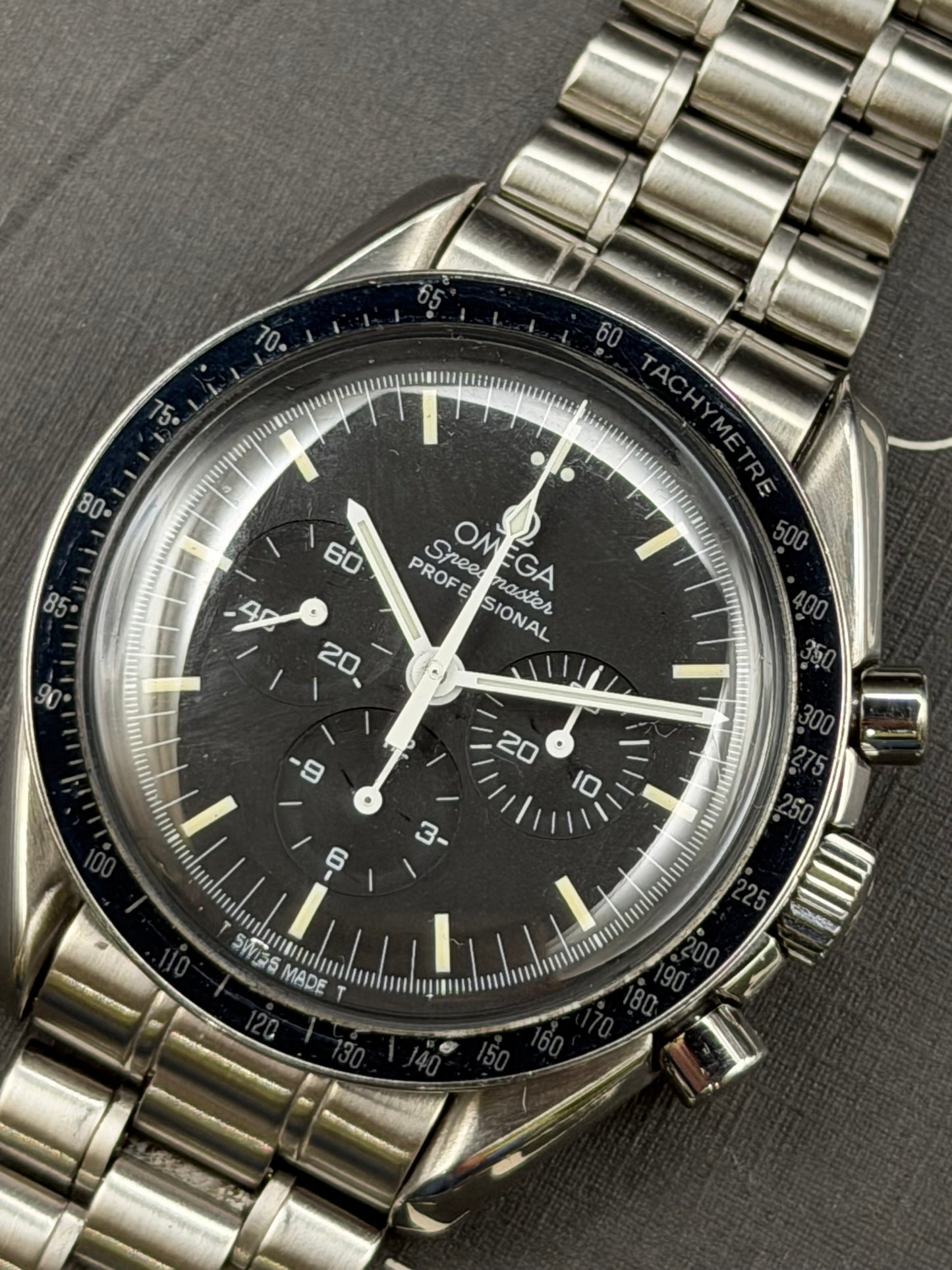 Omega Speedmaster 145.022 blu bezel