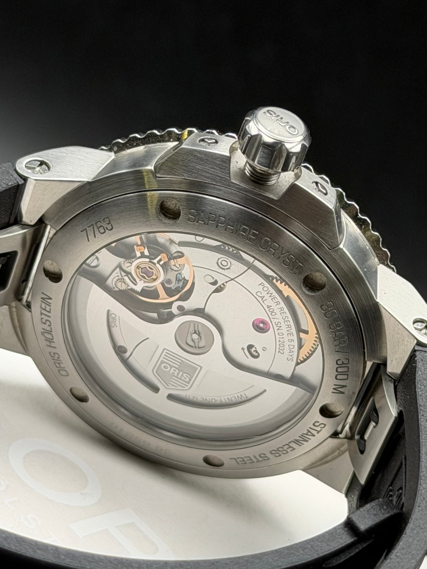 Oris Aquis Date 43.5 Calibre 400