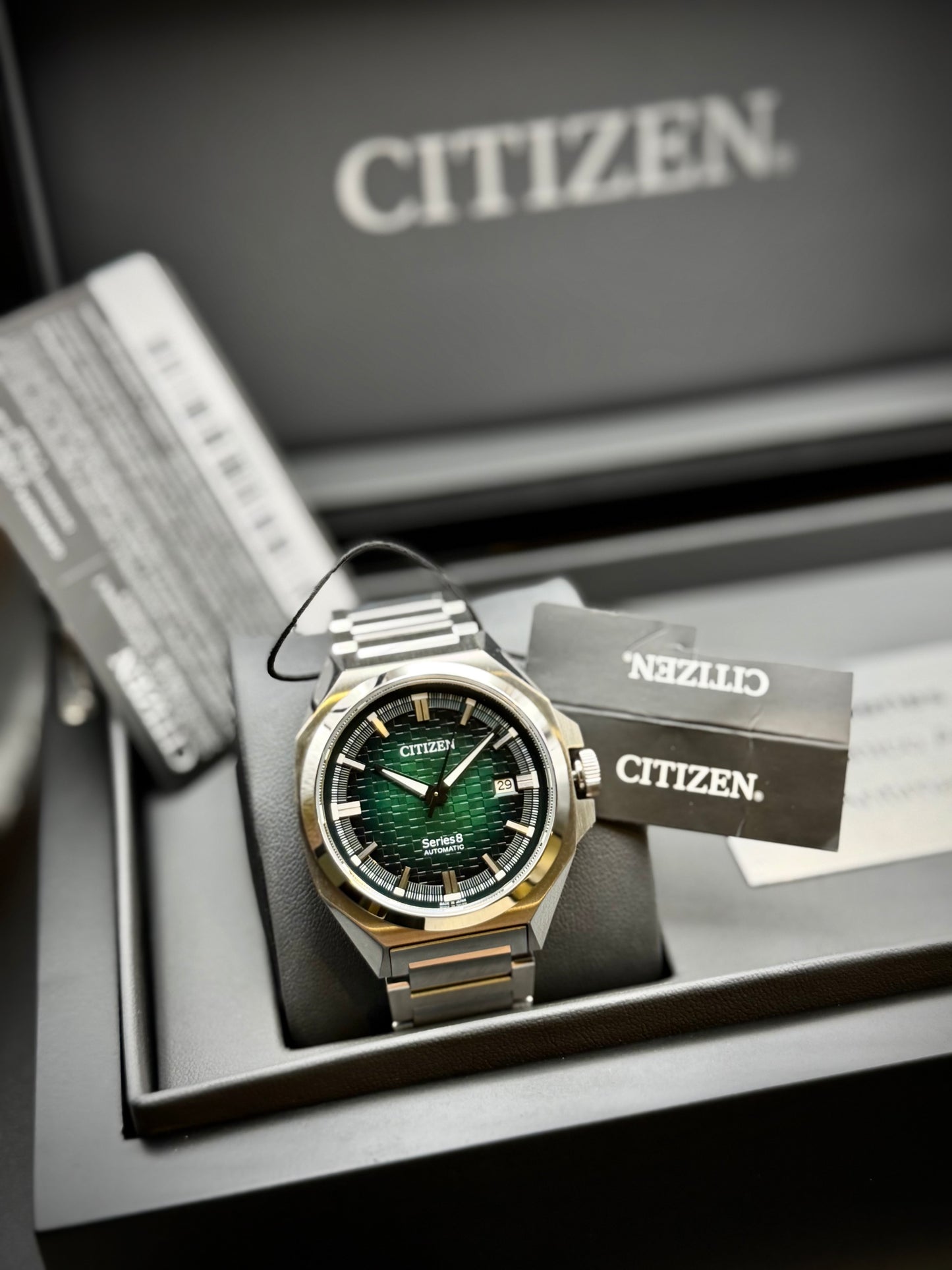 Citizen Serie 8