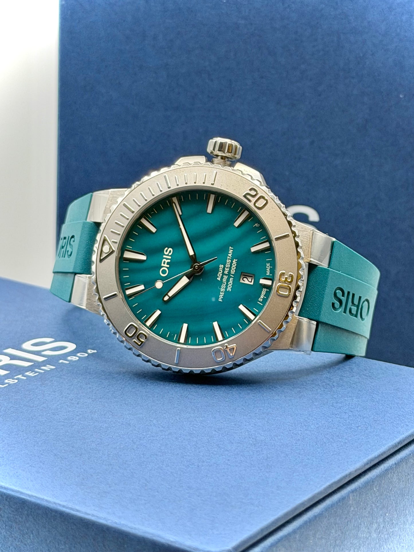 Oris Aquis New York Harbor L.E.