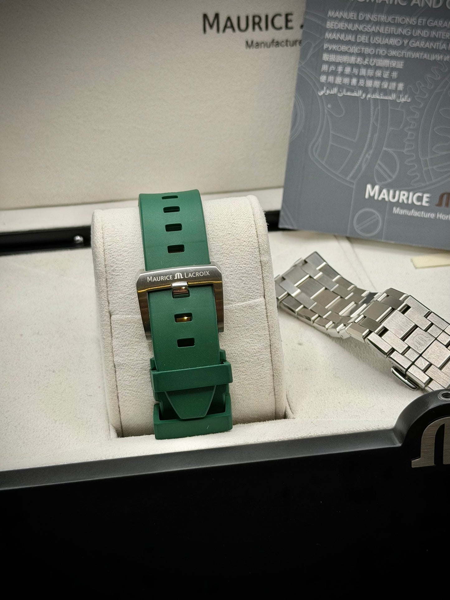 Maurice Lacroix Aikon 39 mm