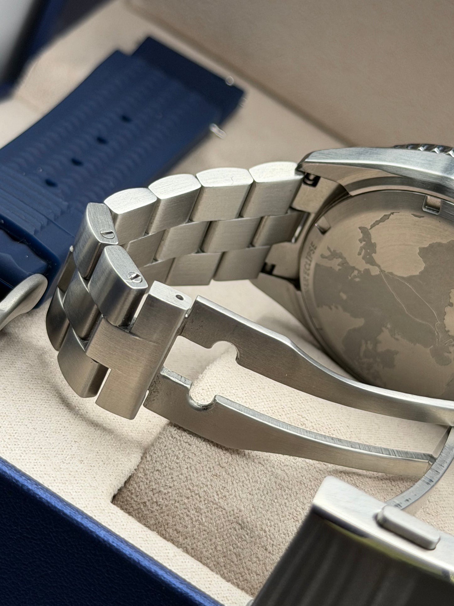 EK Watch