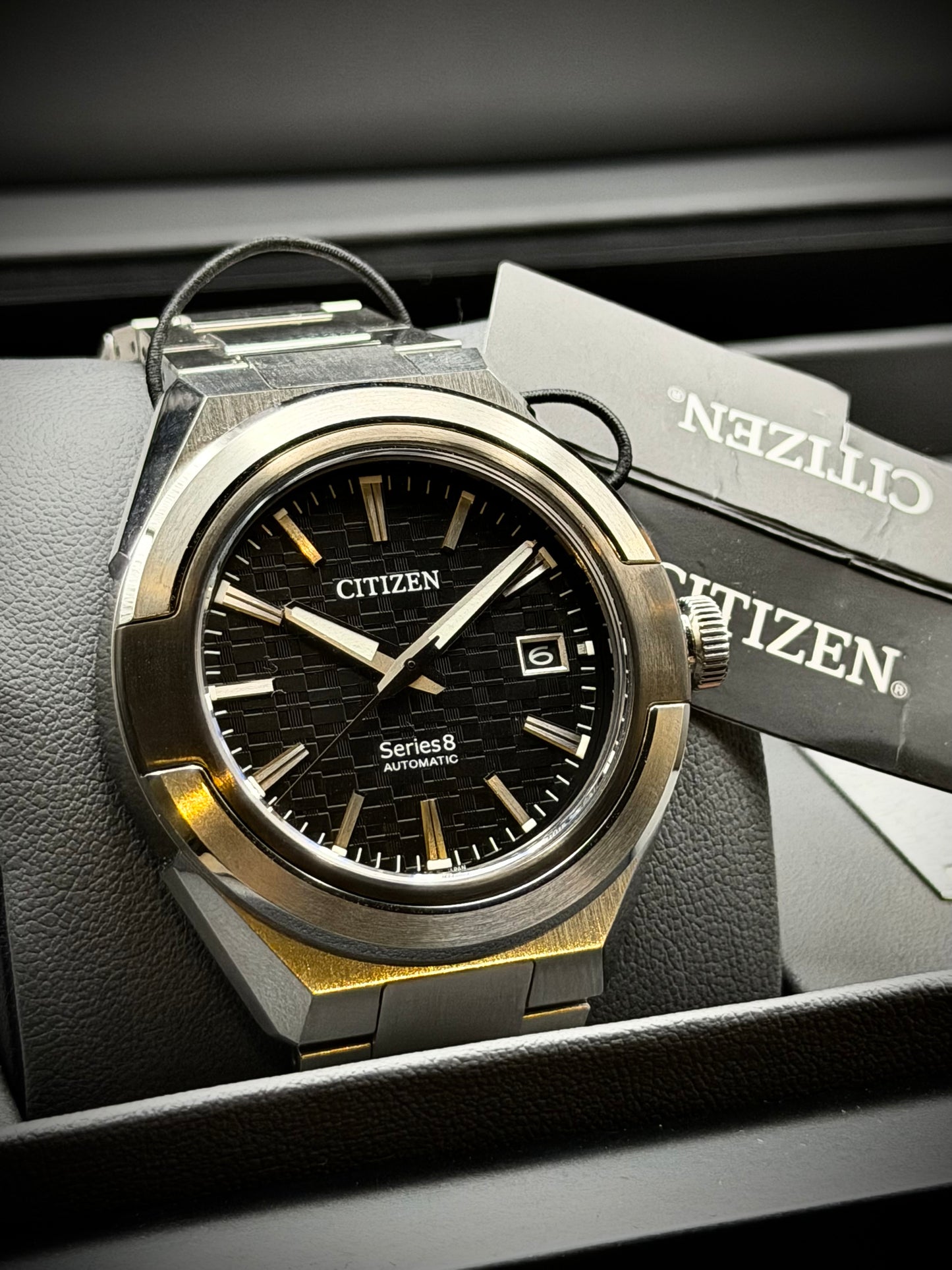 Citizen Serie 8