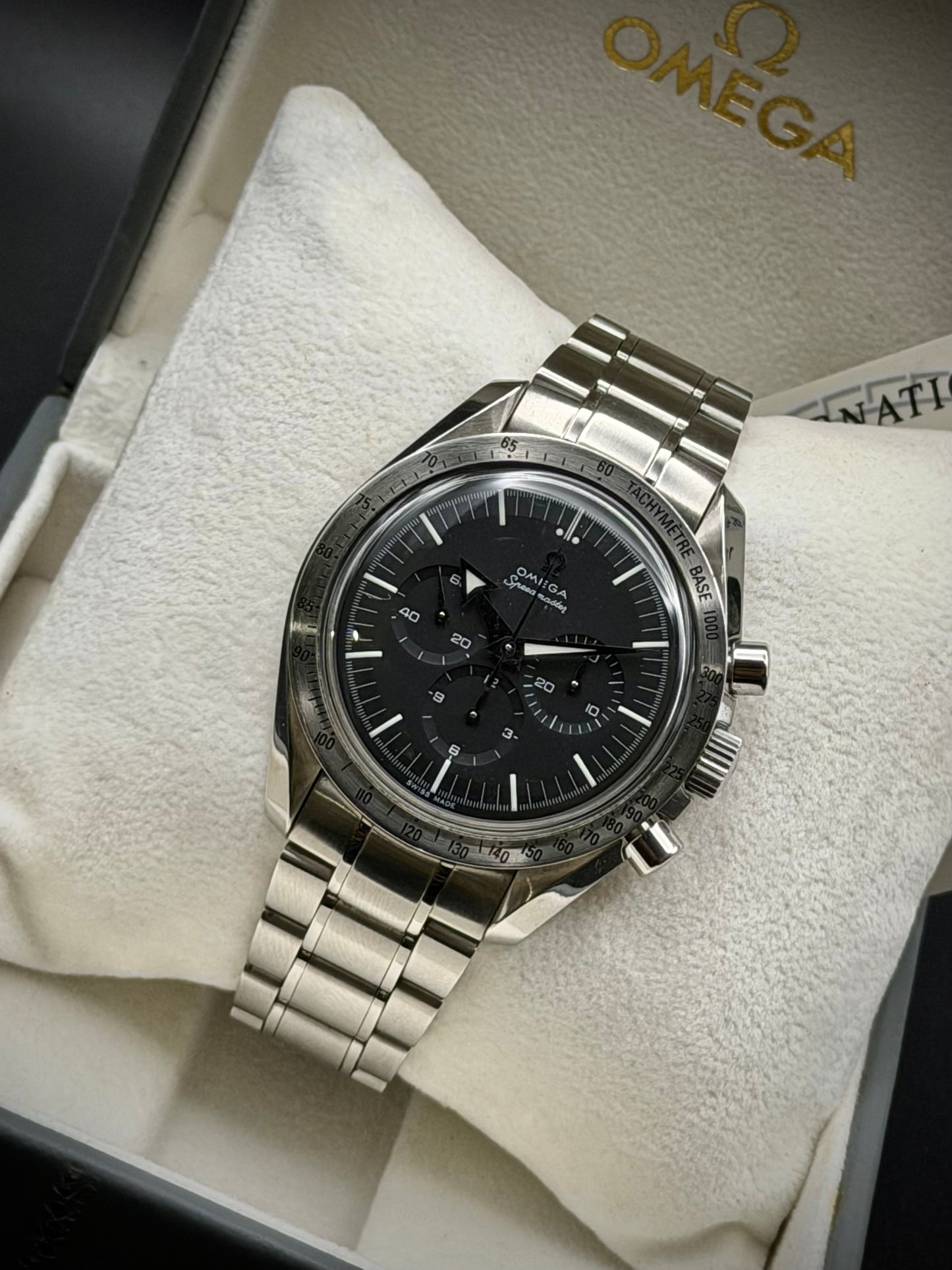 Omega Broad Arrow