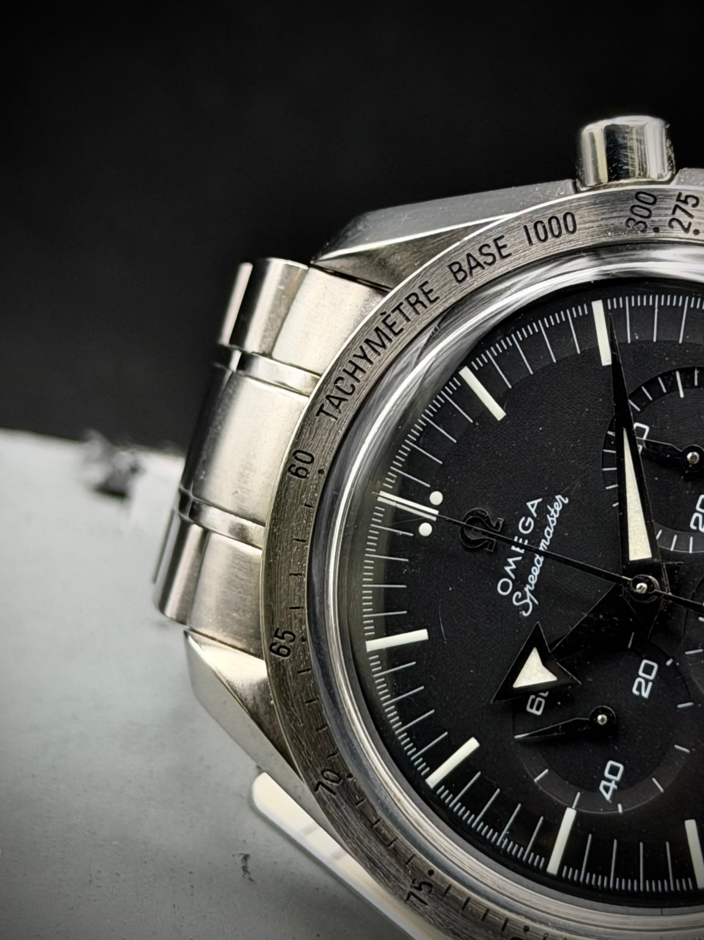 Omega Broad Arrow