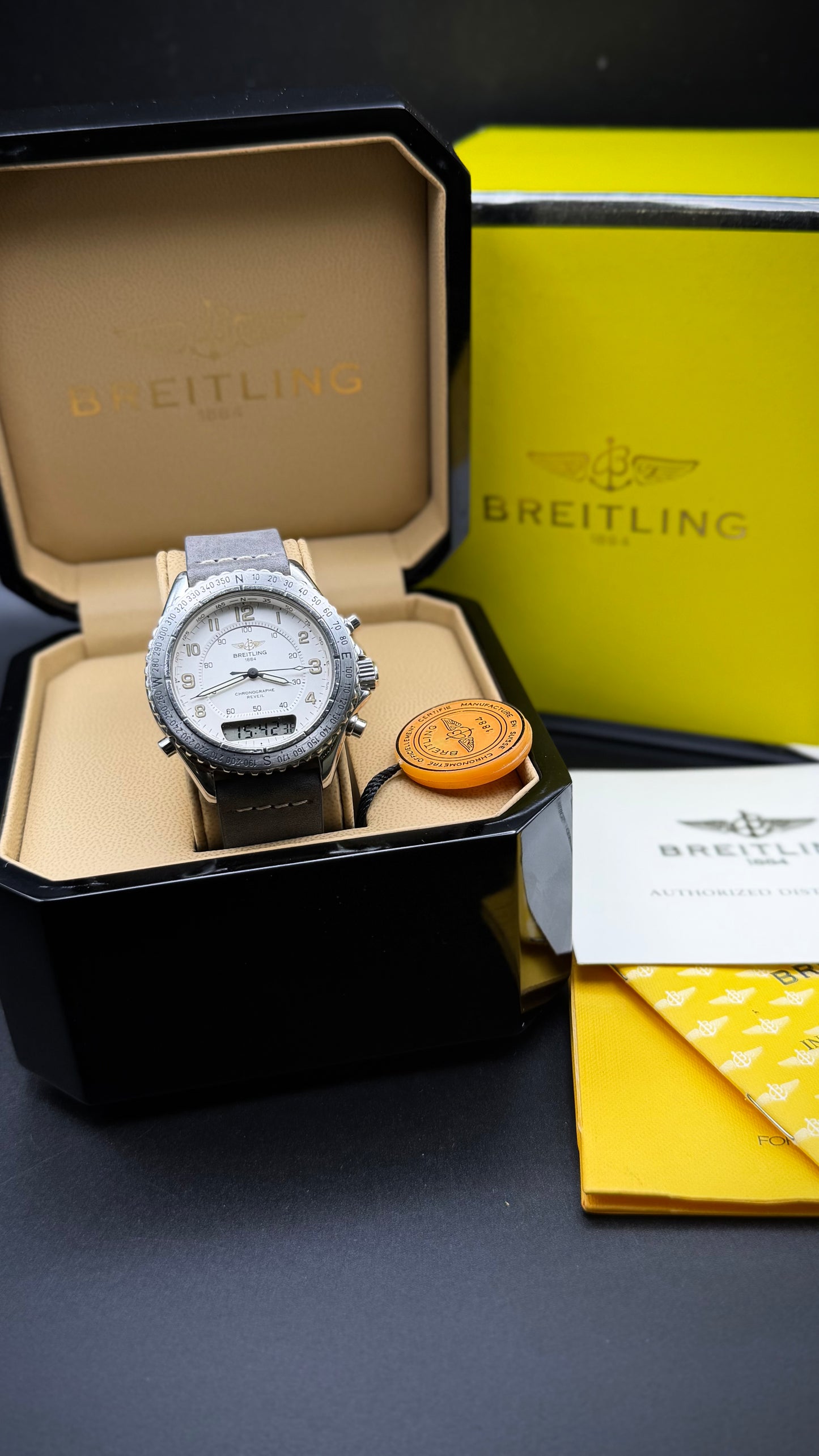 Breitling Navitimer Pluton