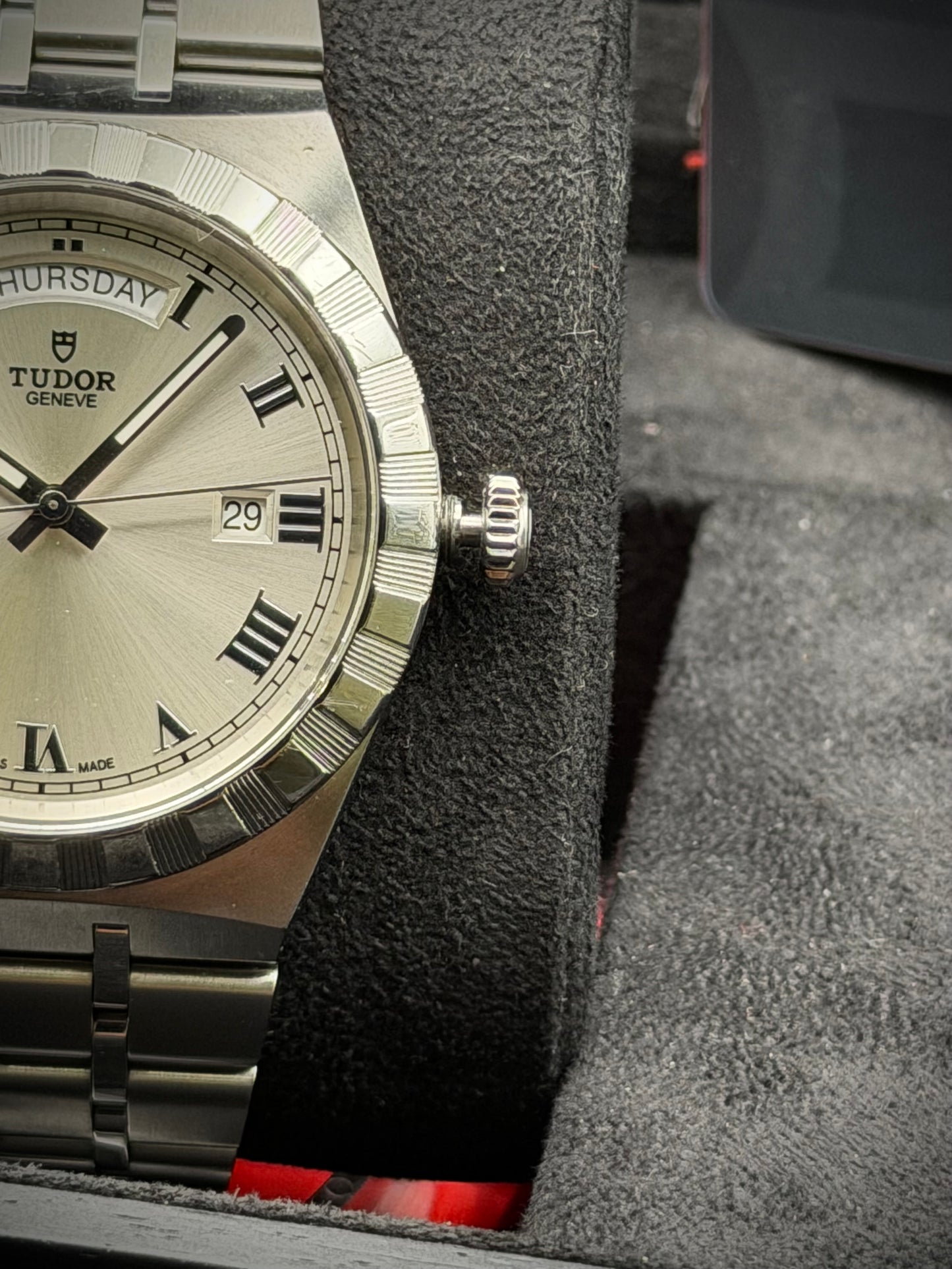 Tudor Royal day date