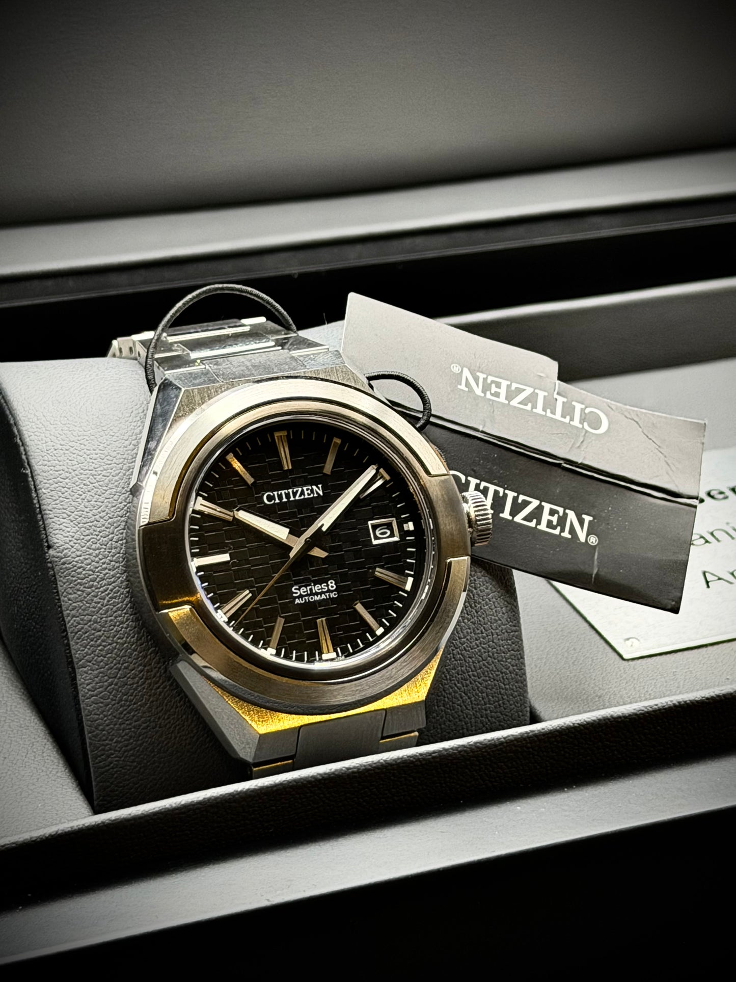 Citizen Serie 8