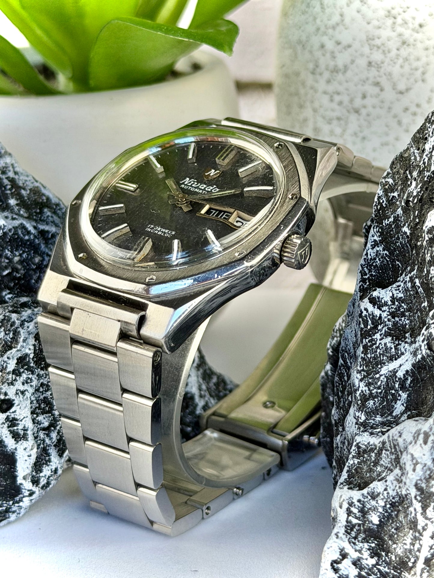 Nivada F77 (Vintage)