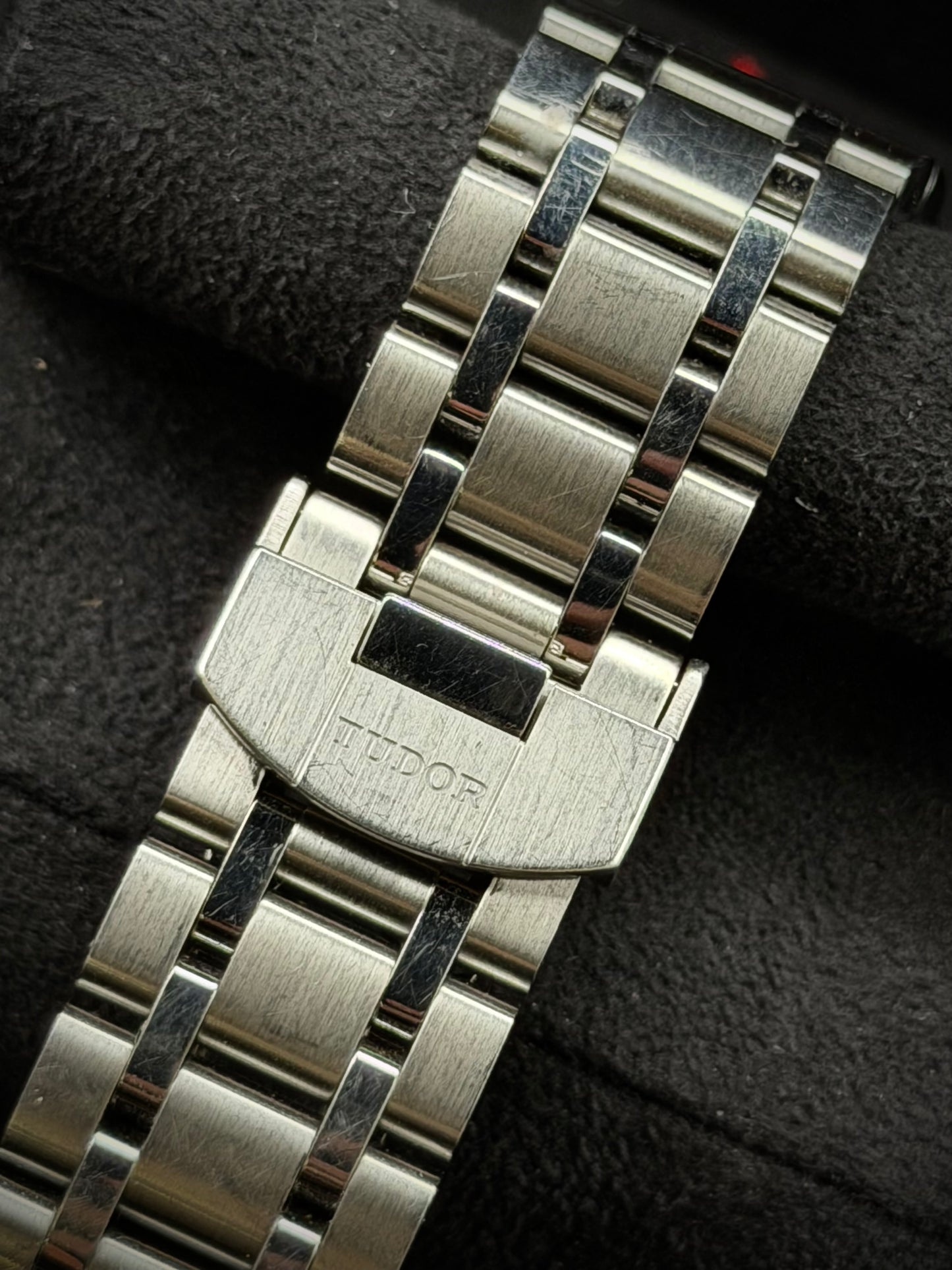 Tudor Royal day date