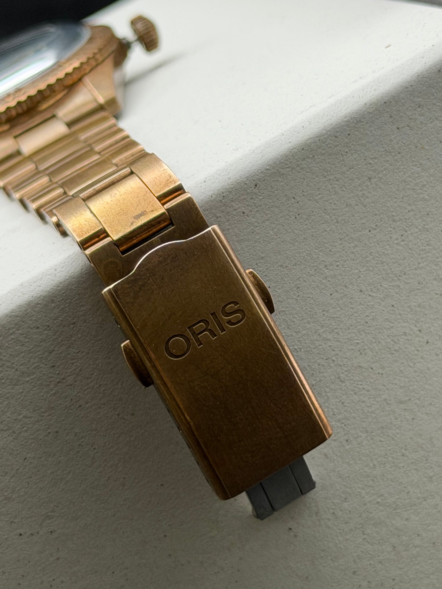 Oris Sixty-Five Cotton Candy