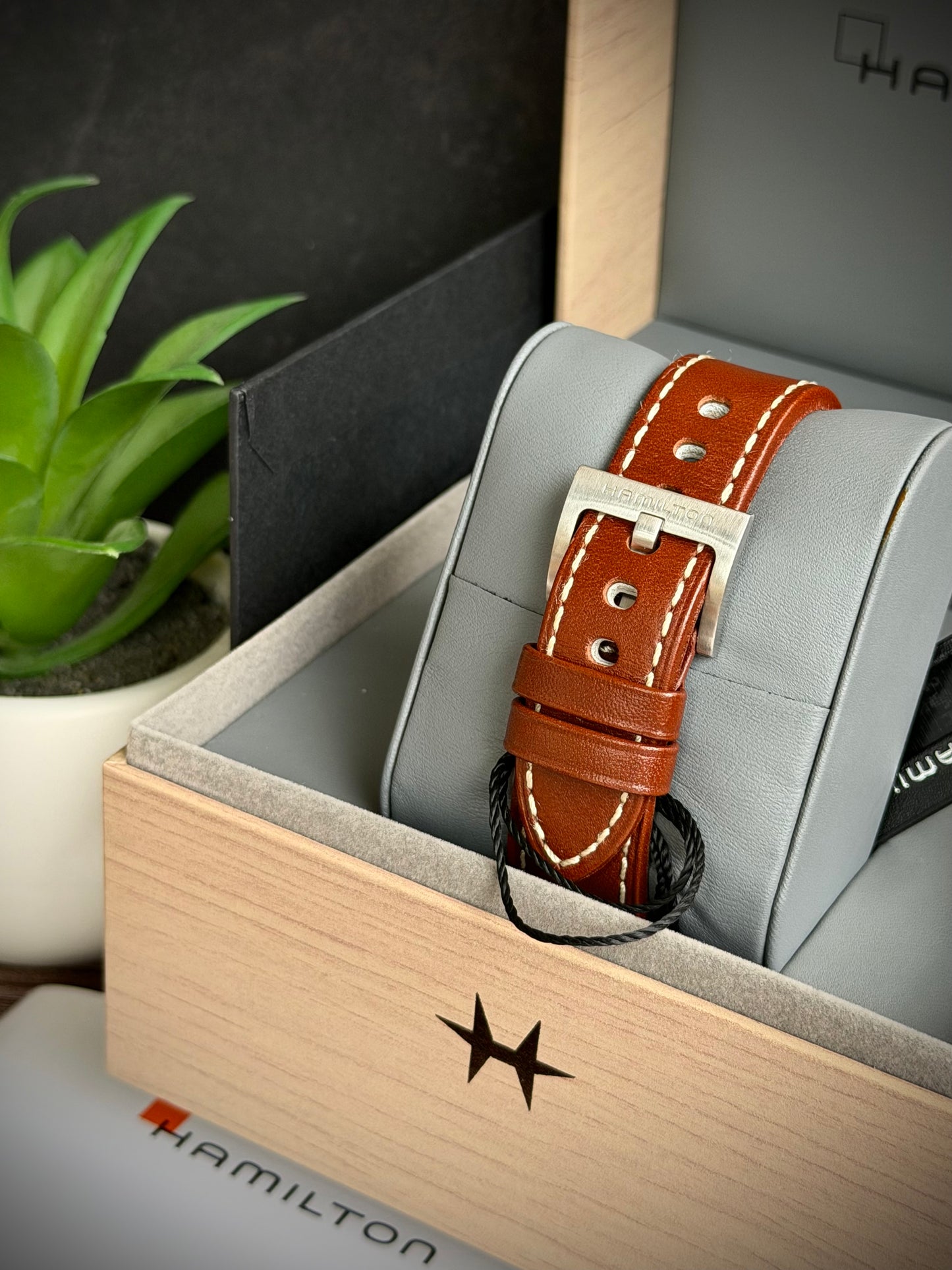 Hamilton Khaki Field