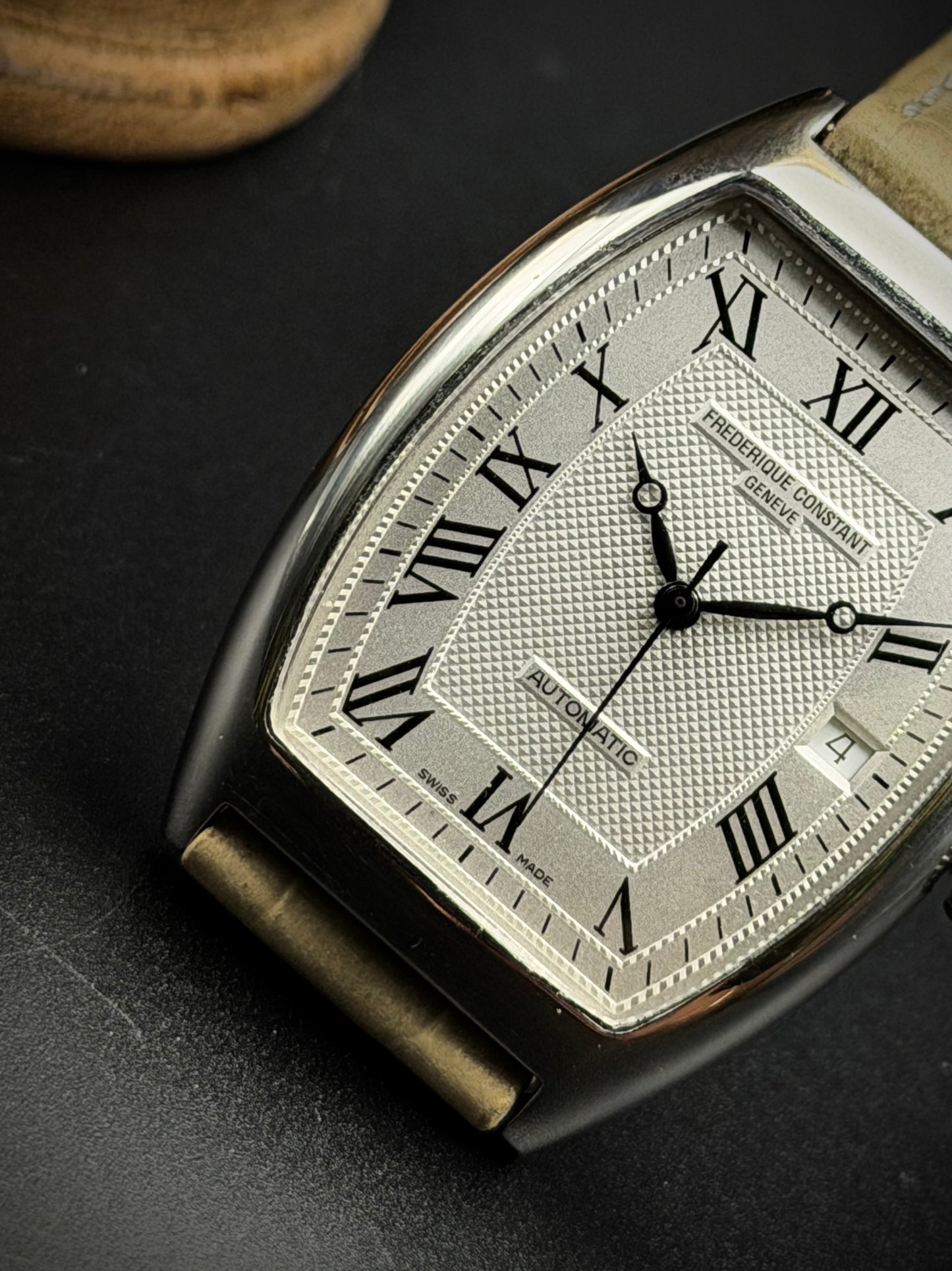 Frederique Constant Carrée