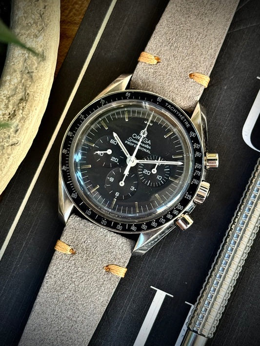 Omega Moonwatch 145.022