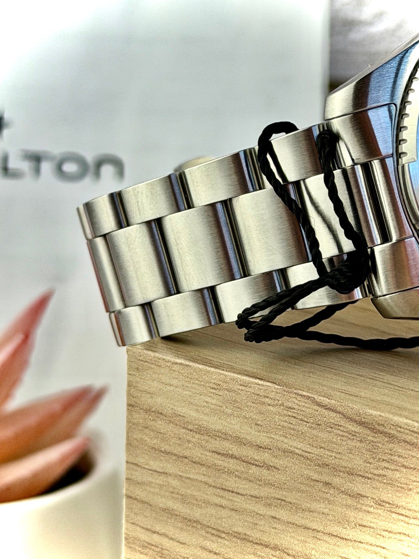 Hamilton Expedition 37 mm