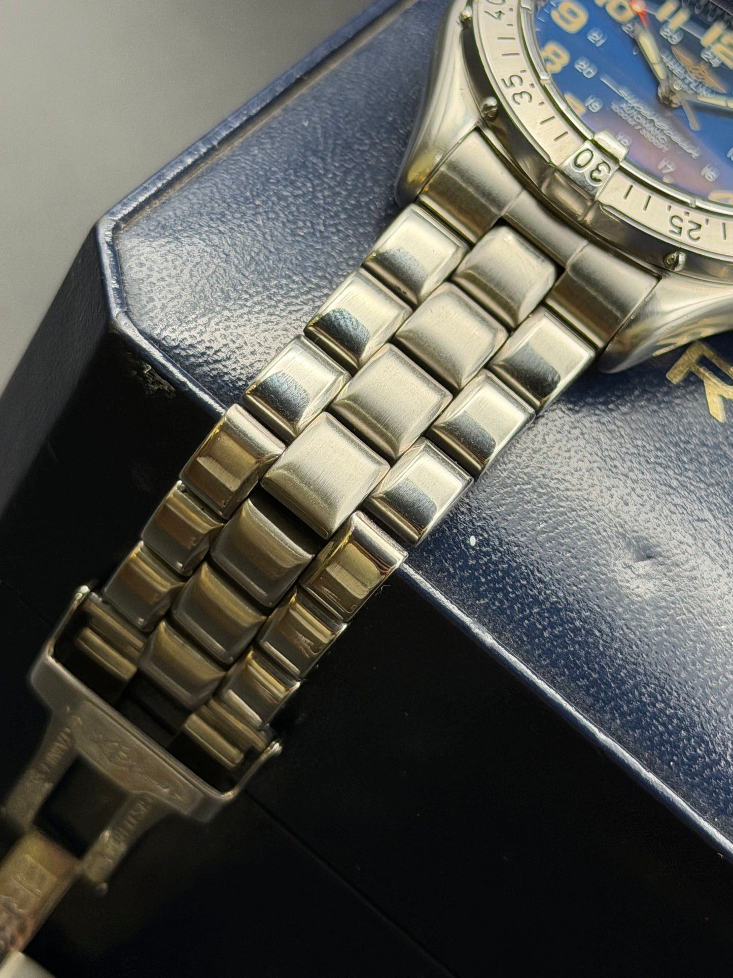 Breitling Superocean Ref. A17040