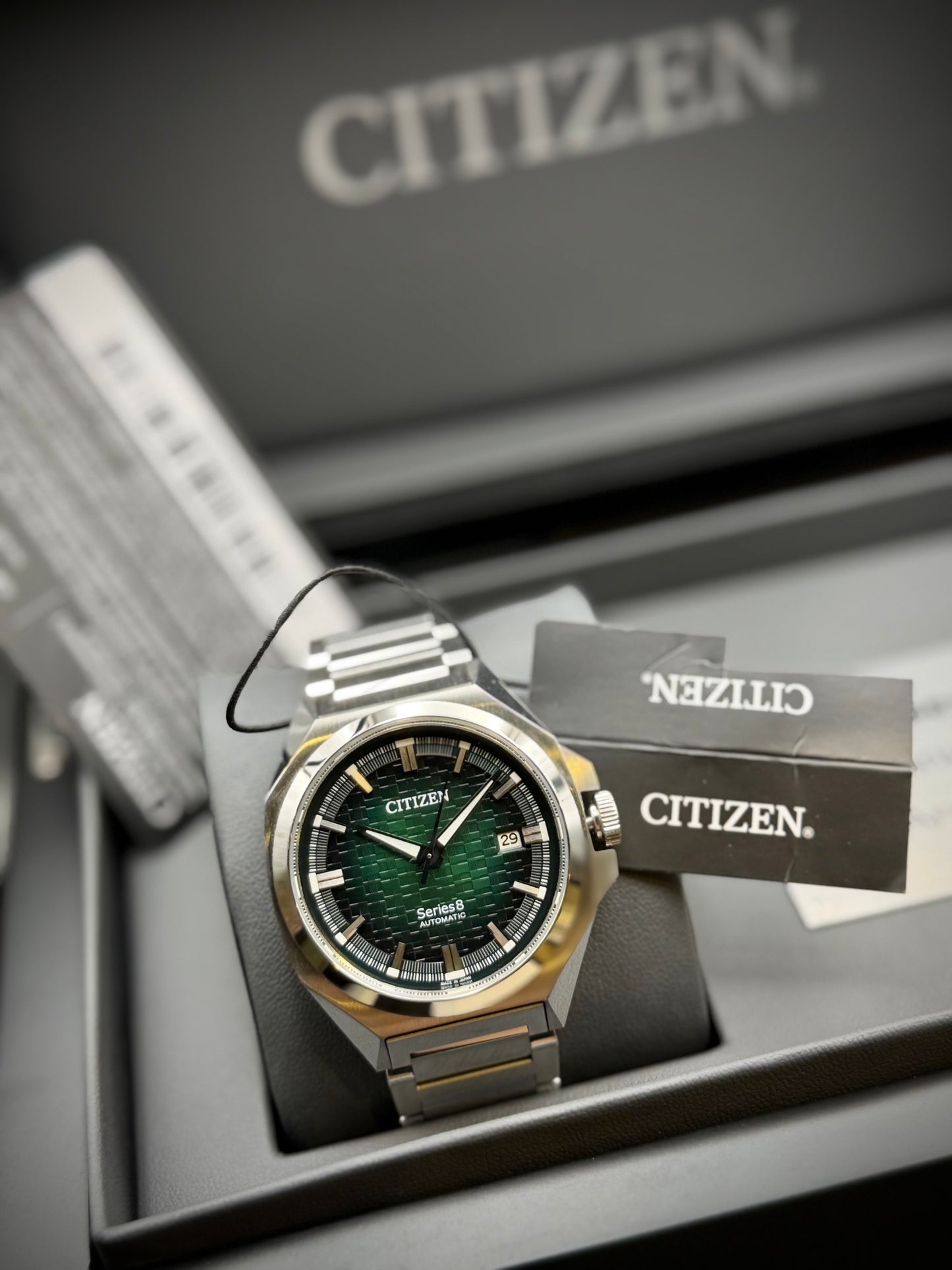 Citizen Serie 8
