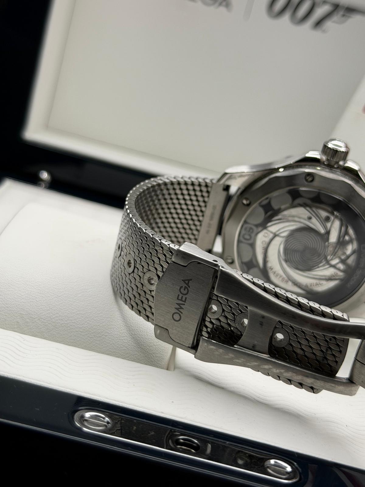 Omega Seamaster 300M “James Bond”