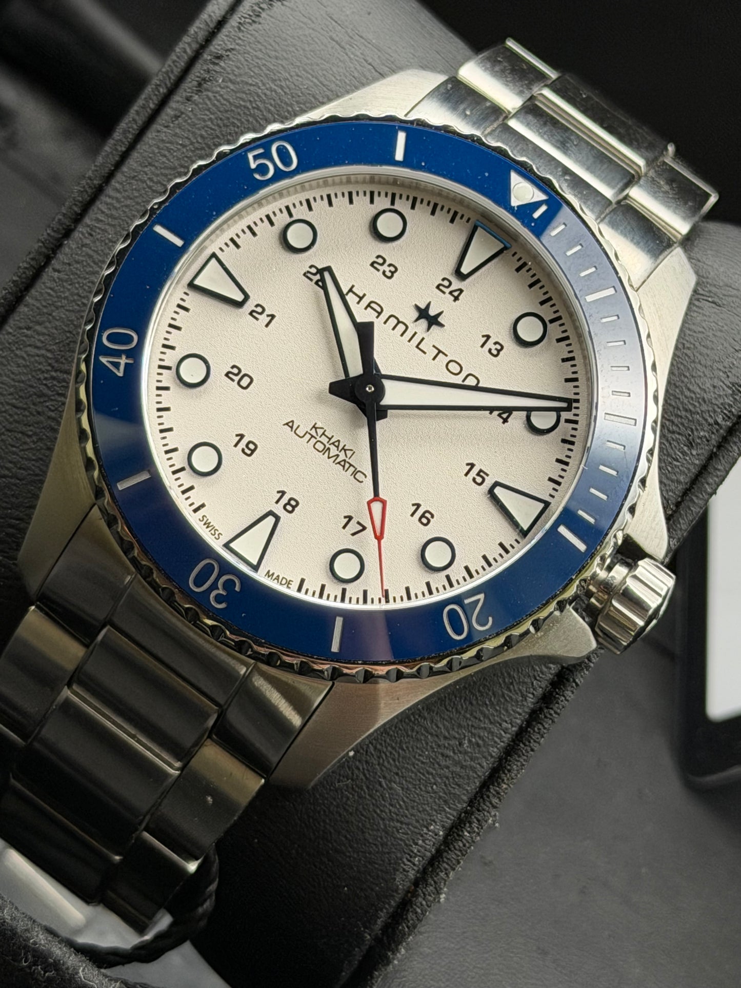 Hamilton Khaki Navi Scuba