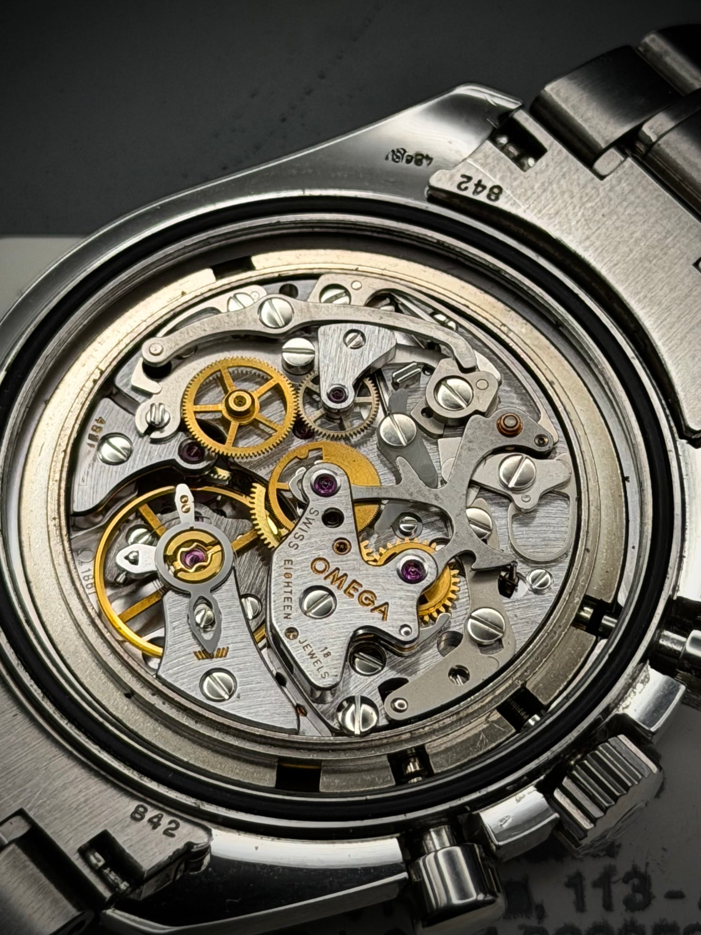 Omega Broad Arrow