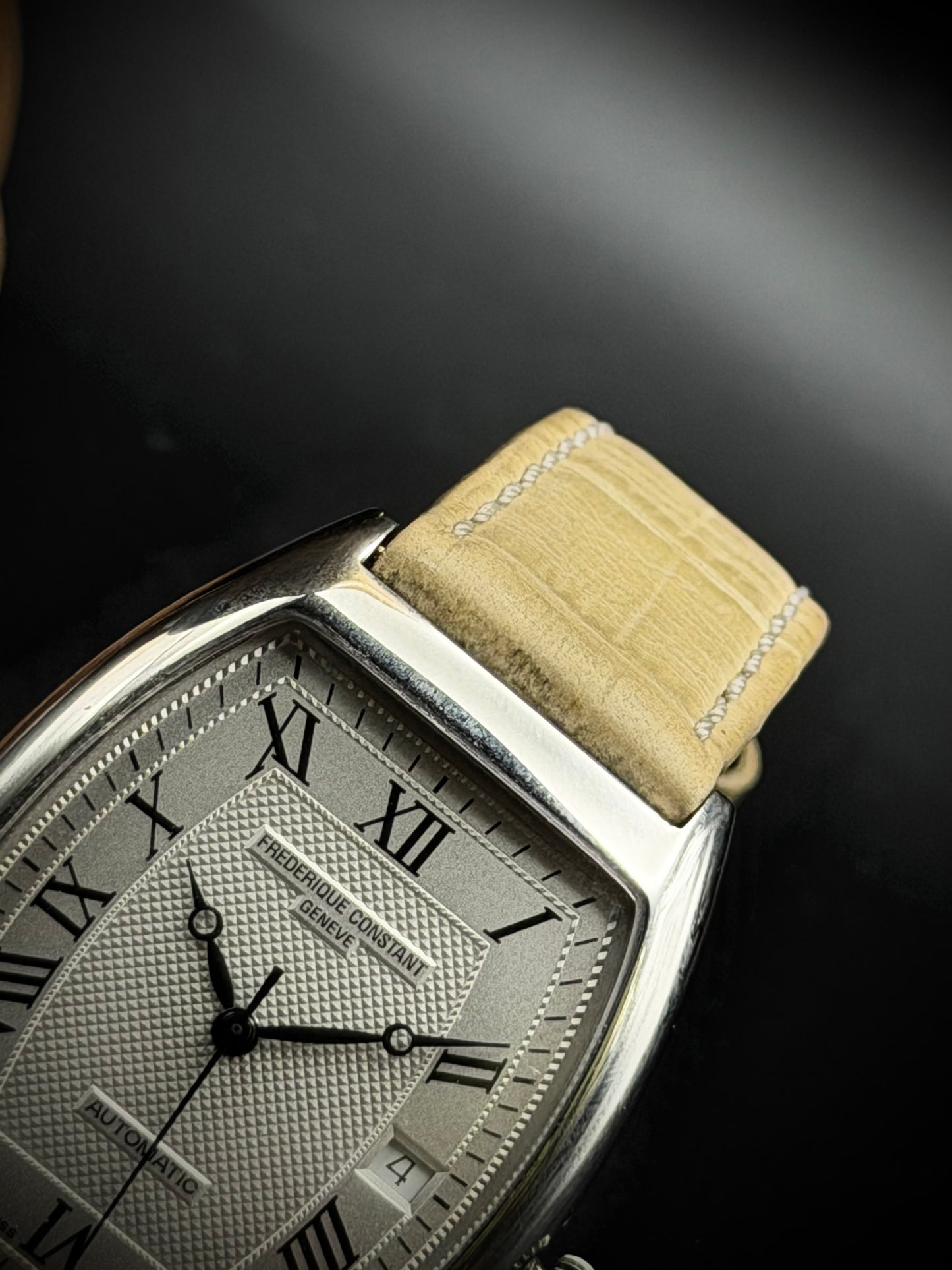 Frederique Constant Carrée
