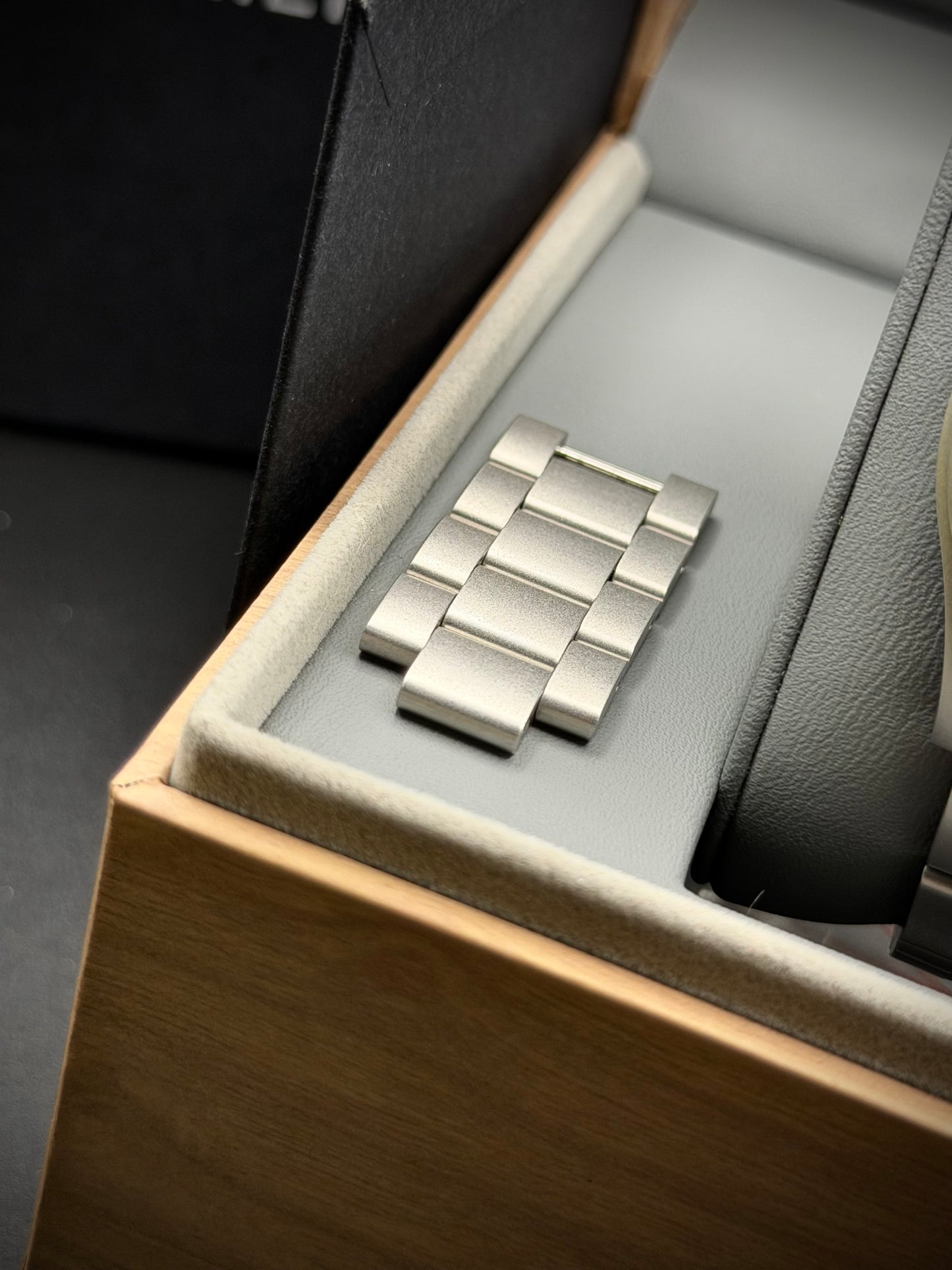 Hamilton Khaki Field Quartz