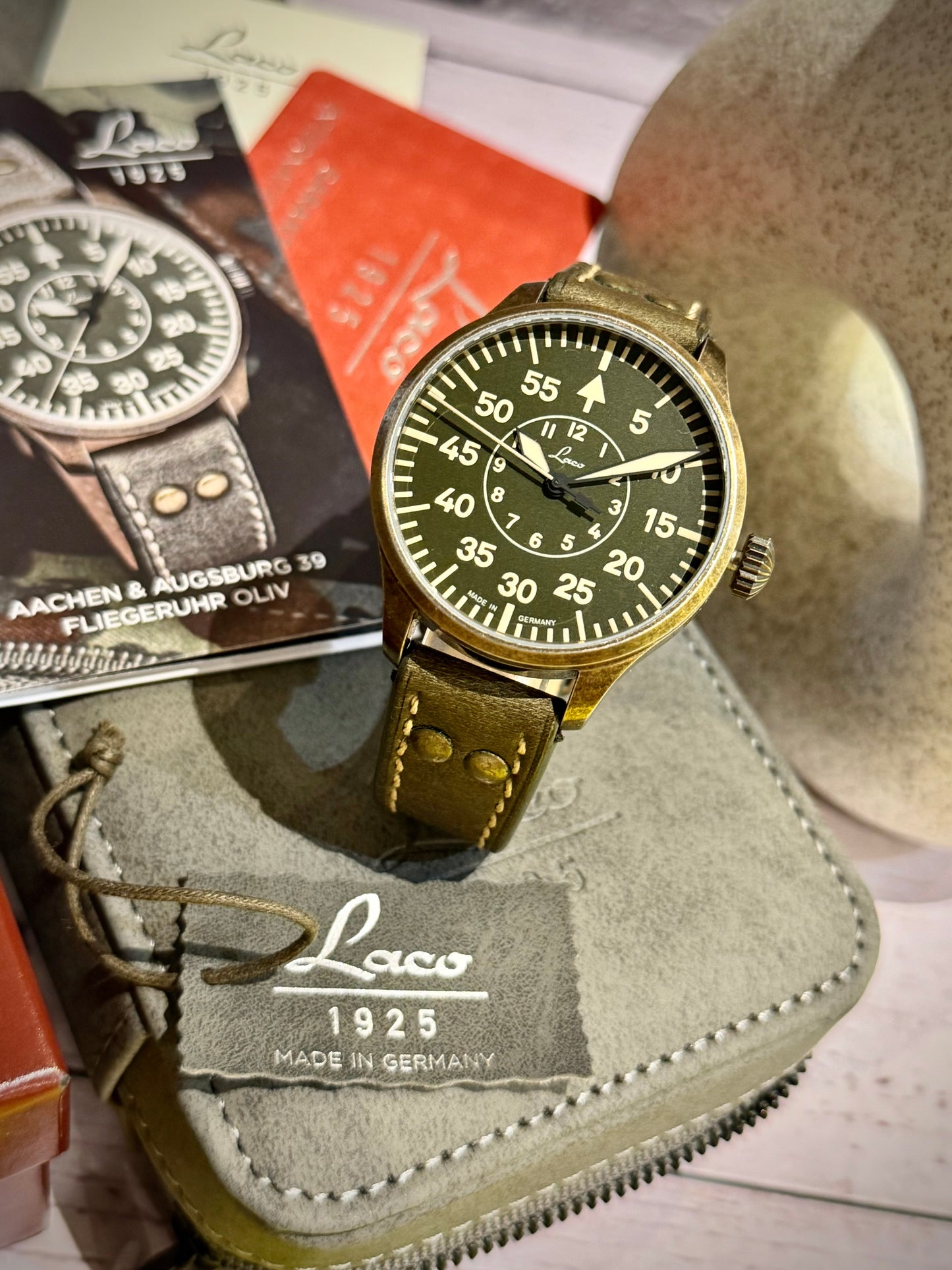 Laco aachen olivo 39 L.E. 250 pezzi