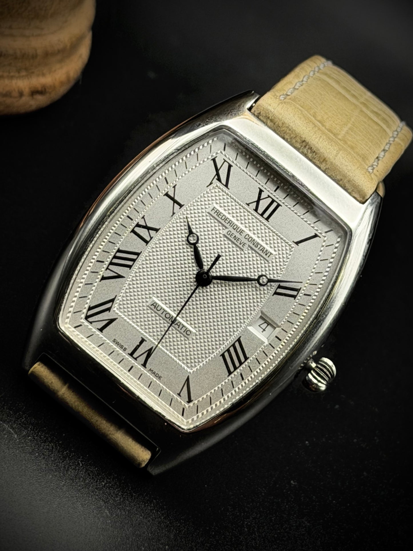 Frederique Constant Carrée