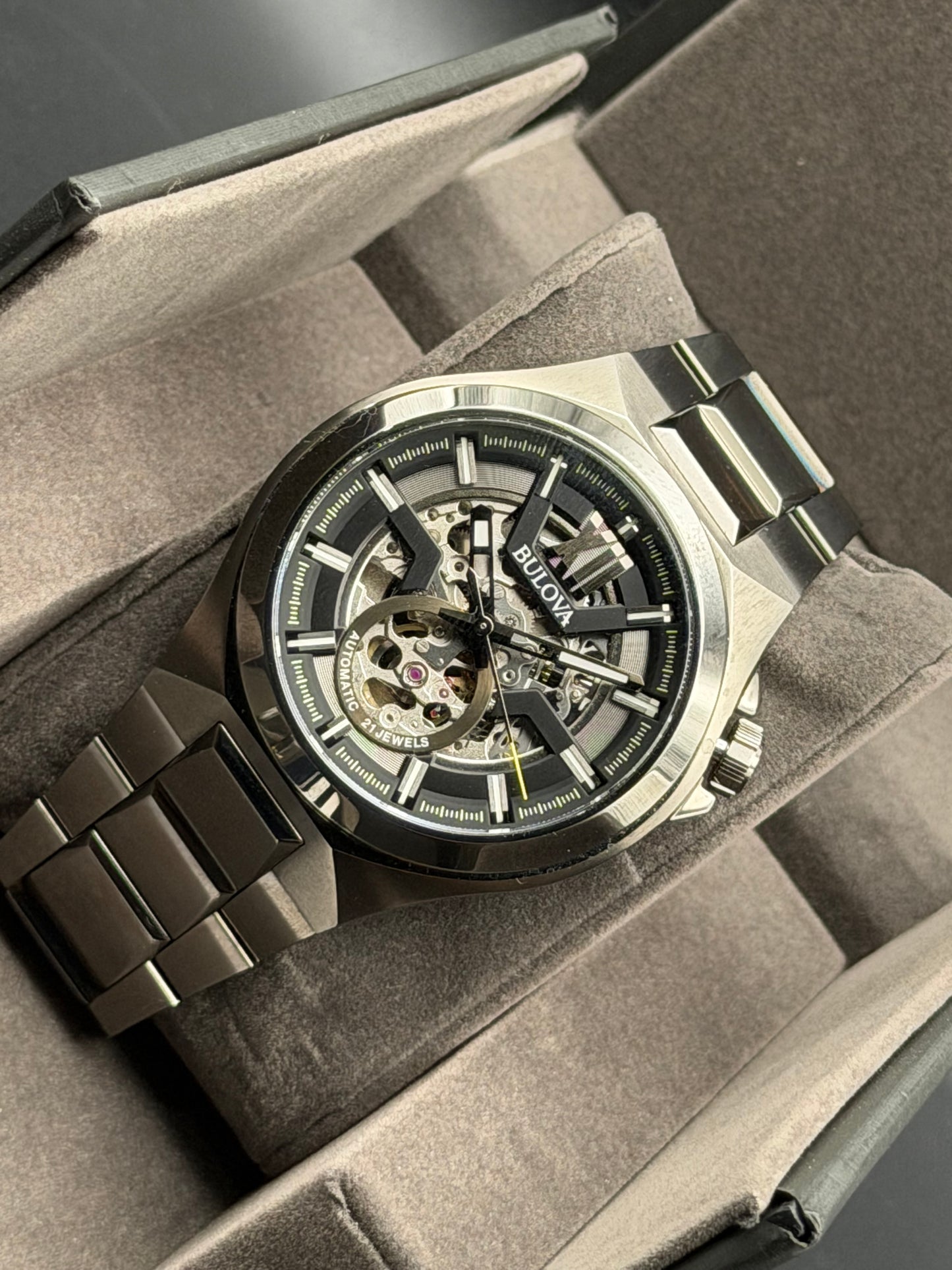 Bulova Maquina